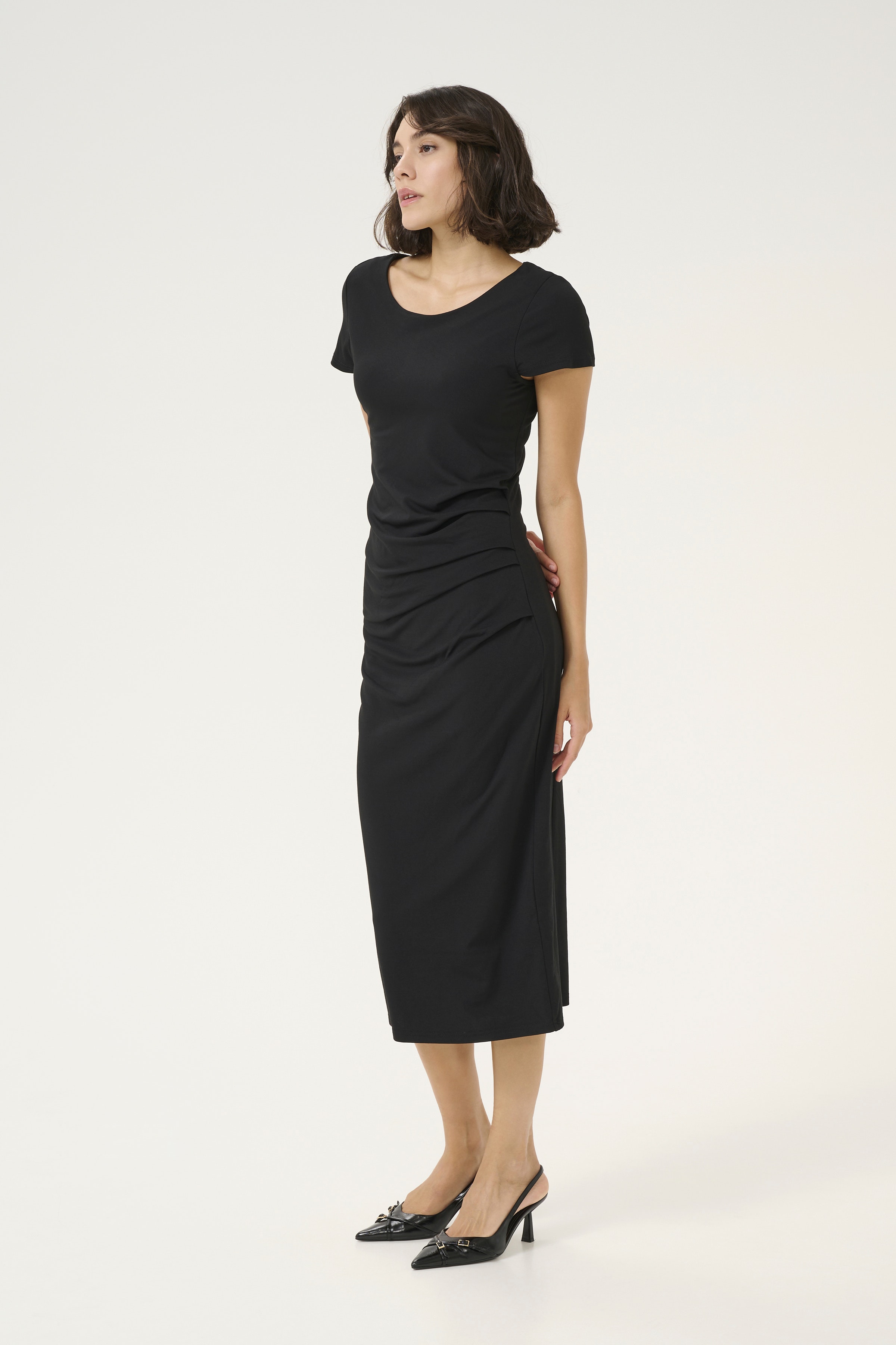KAmira Kjole LOOKBOOK FRONT 10509740-100121