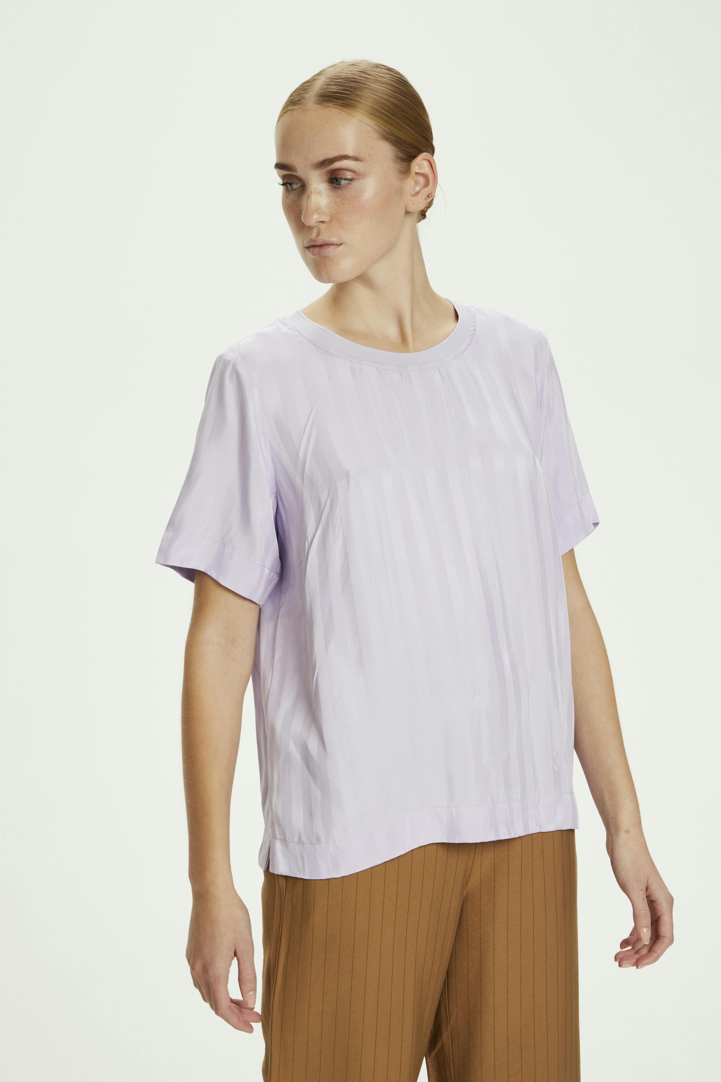 HaniKB Blouse with short sleeve LOOKBOOK FRONT 10103498-133805