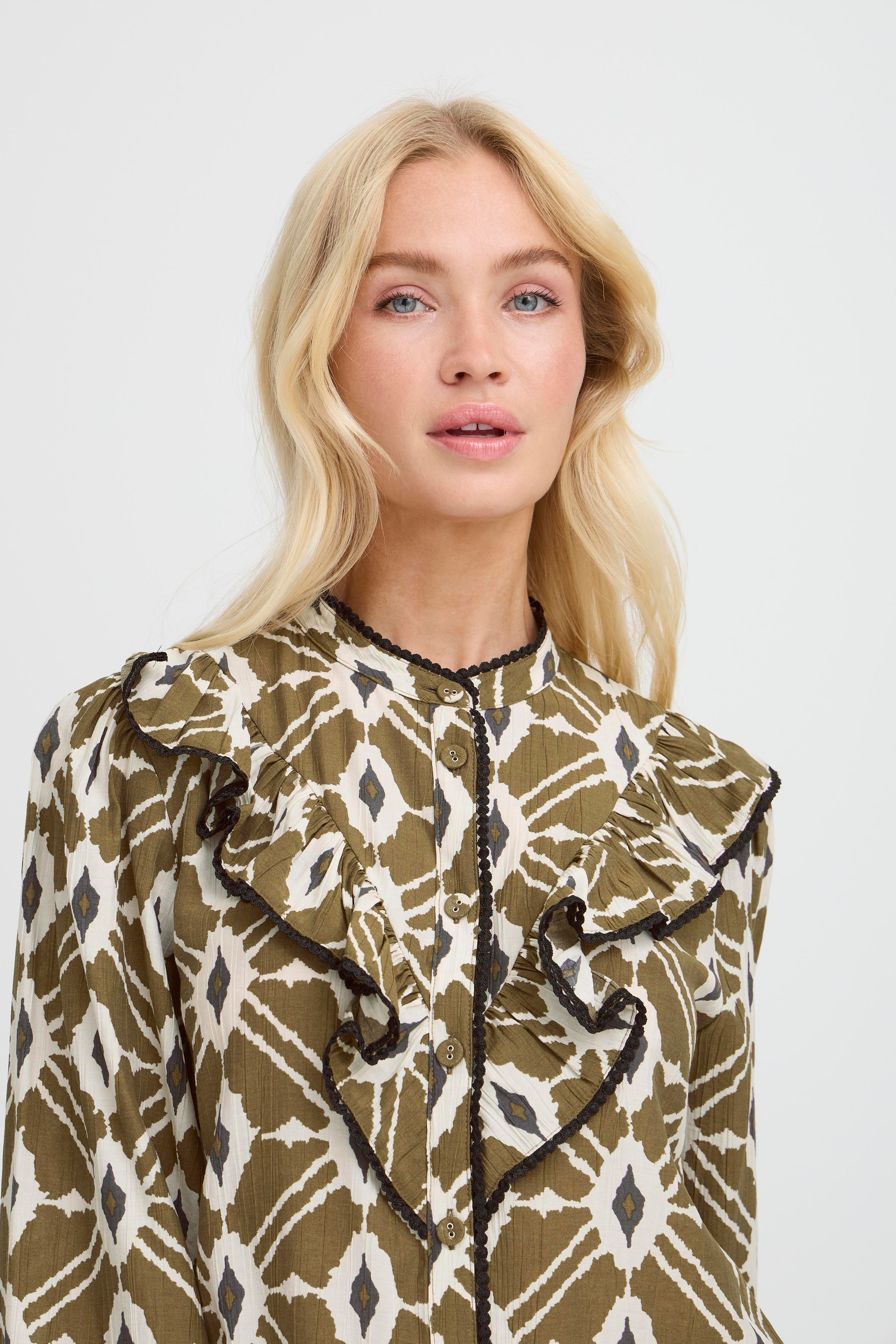BYINABA Skjorta LOOKBOOK DETAIL 20818167-900002207