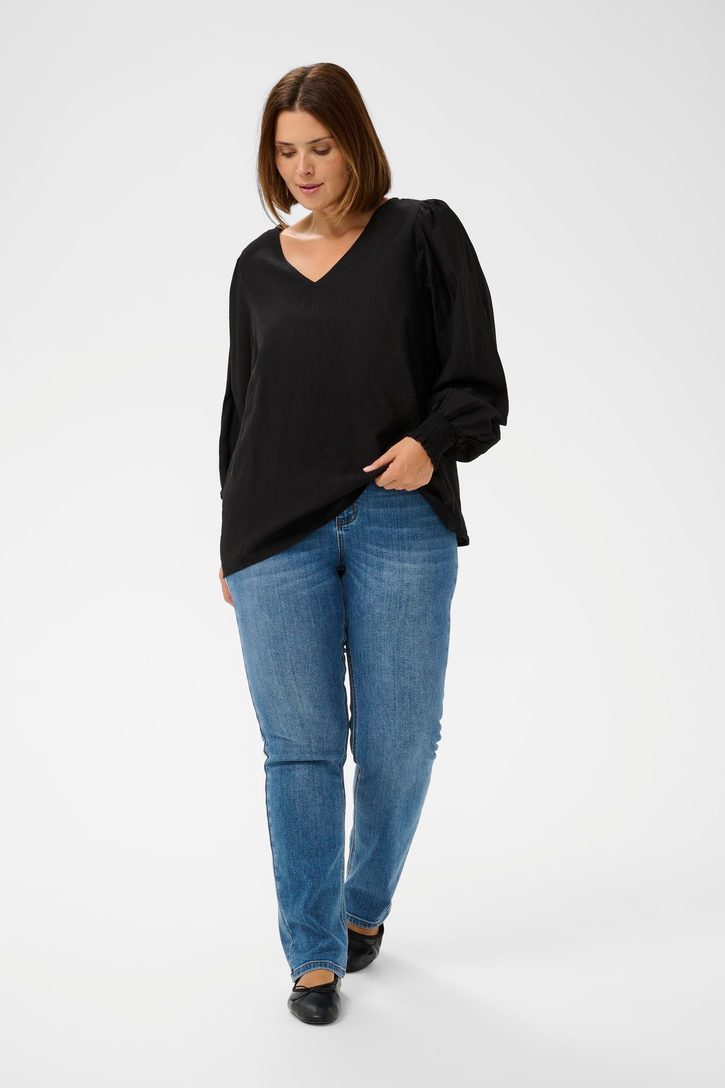 KCsofia Bluse LOOKBOOK FRONT 10583889-100121