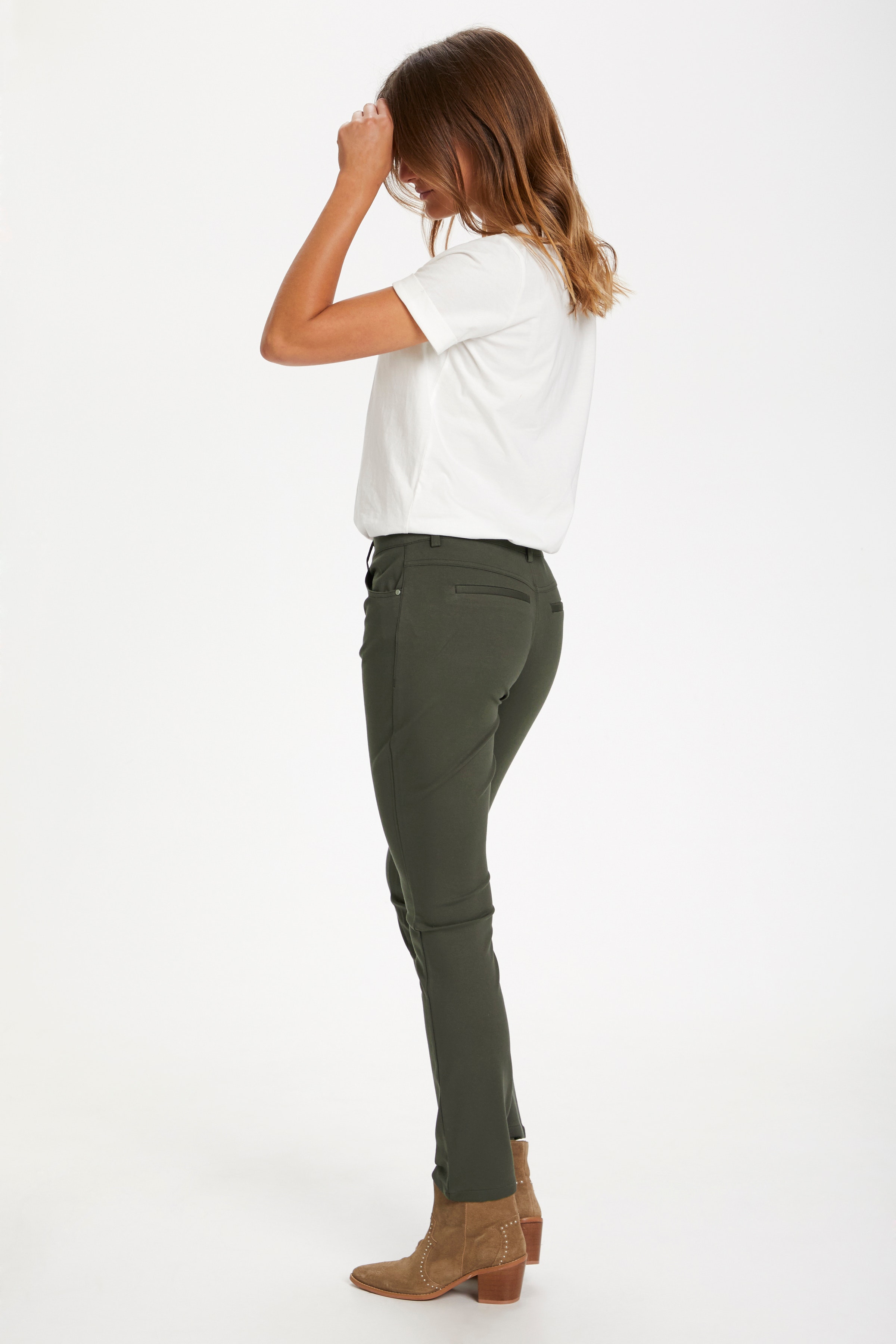 Casual Hose LOOKBOOK BACK 20608119-190506