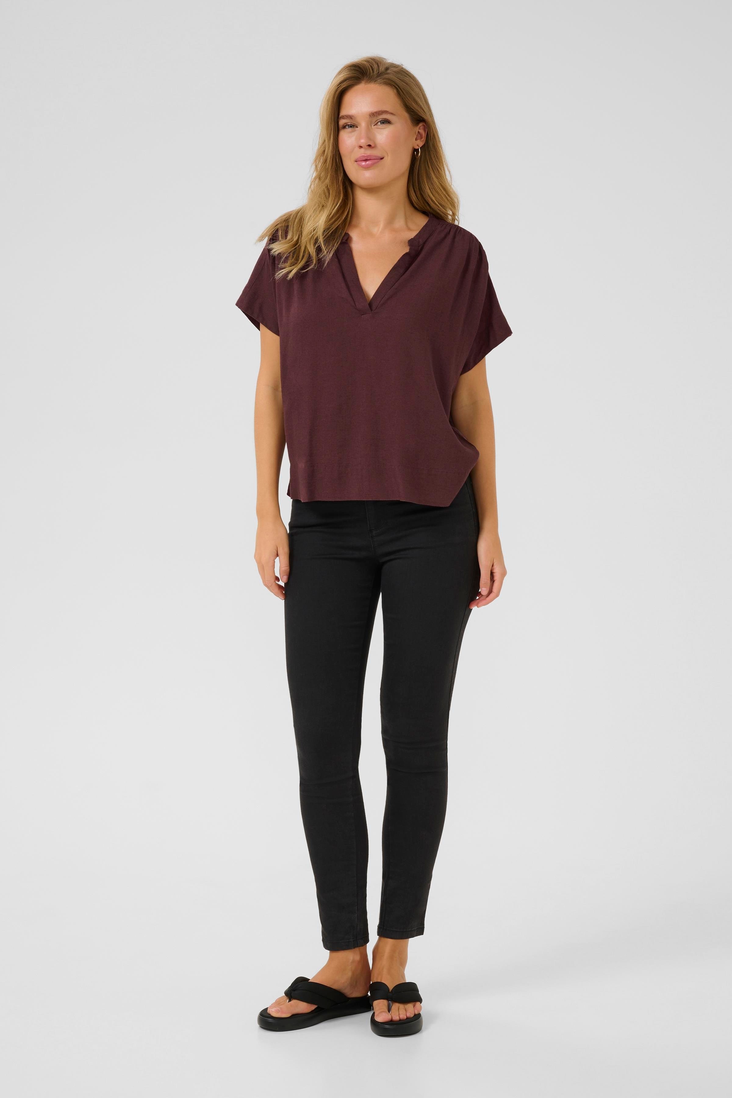 KAmilia Blouse LOOKBOOK FRONT 10509670-191619