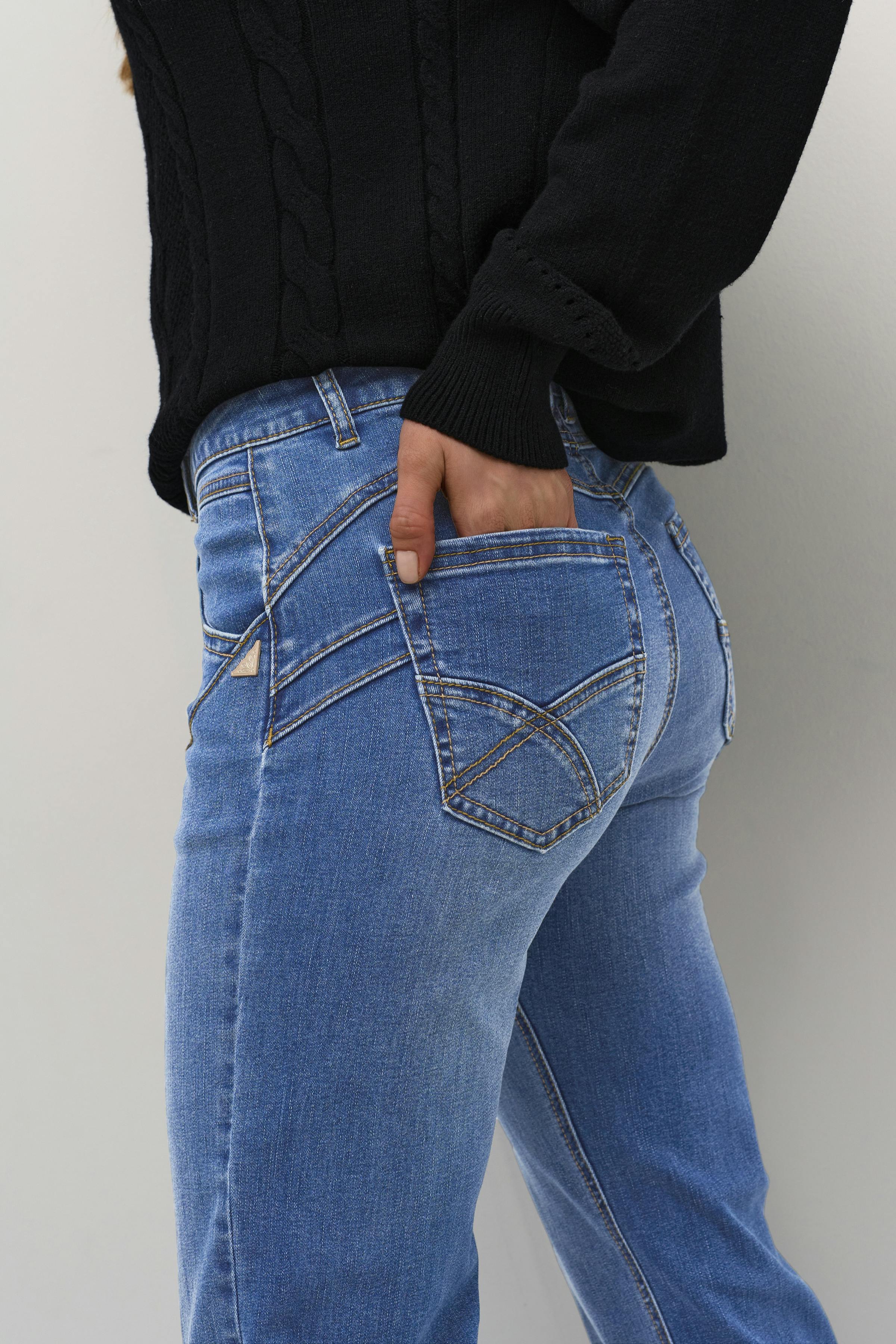 CRAmalie Jeans LOOKBOOK DETAIL 10612861-106422