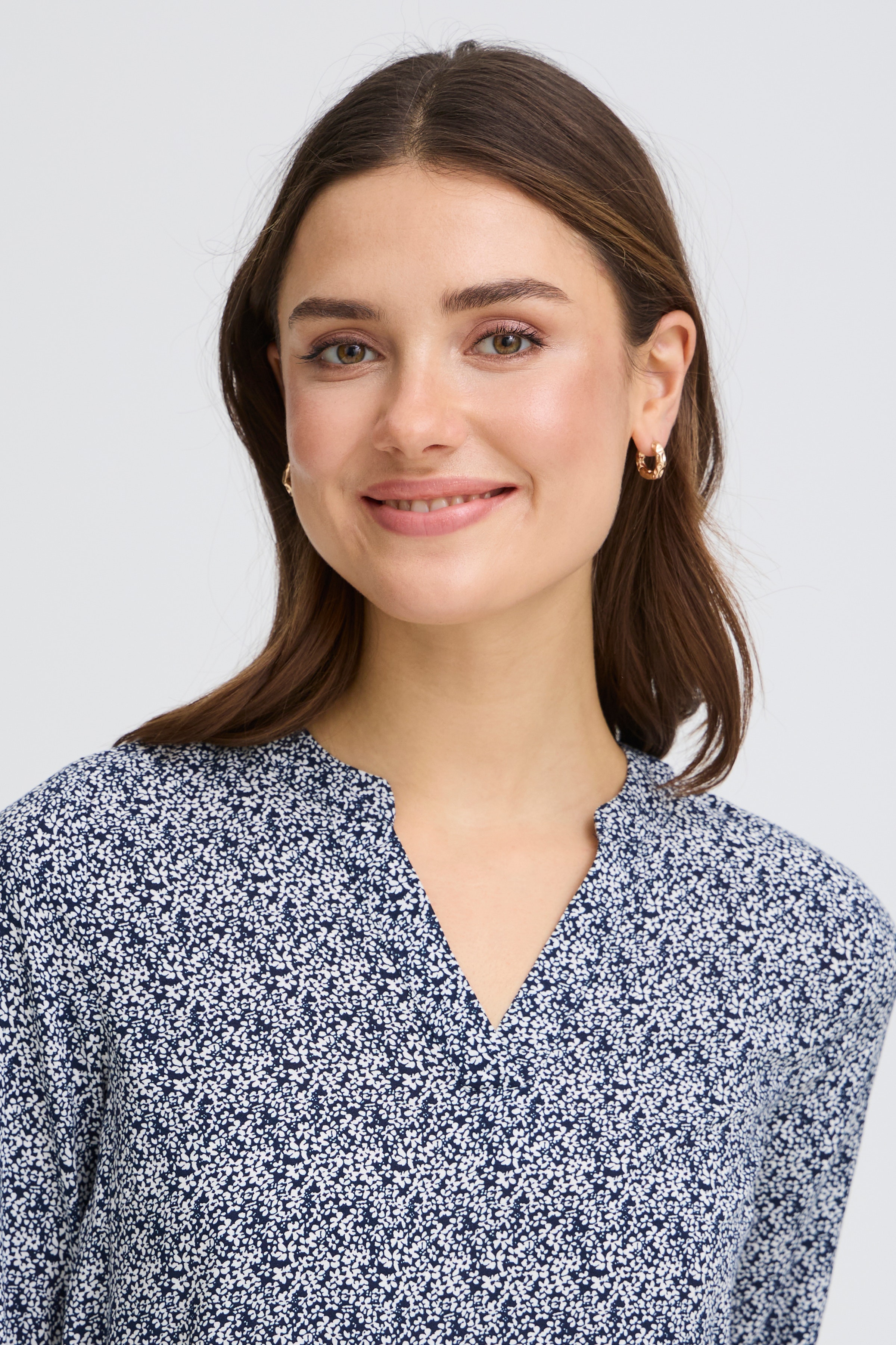 FRFLOWY Blouse LOOKBOOK DETAIL 20614106-900004549