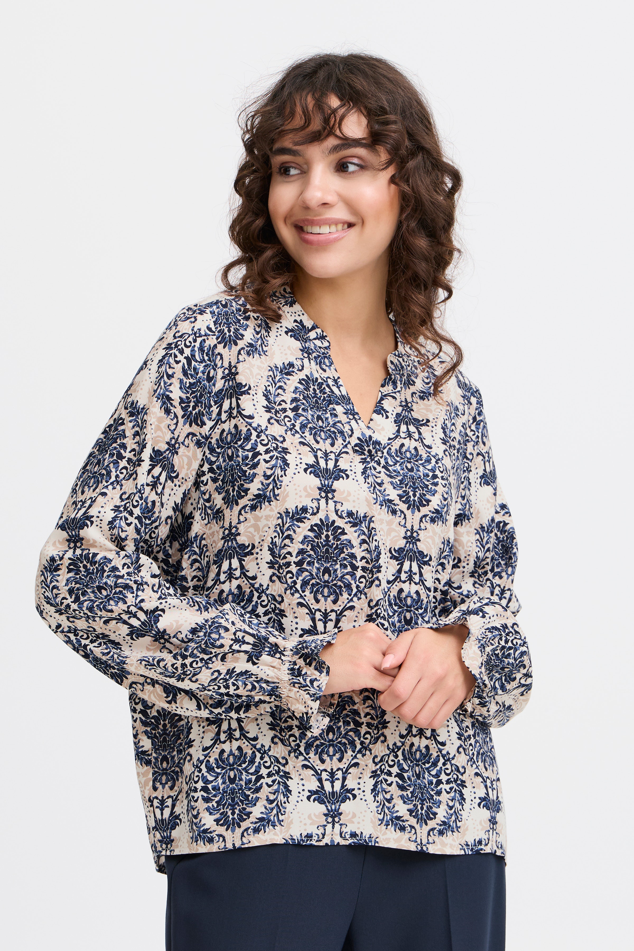 FRFLOWY Bluse LOOKBOOK FRONT 20614106-204124