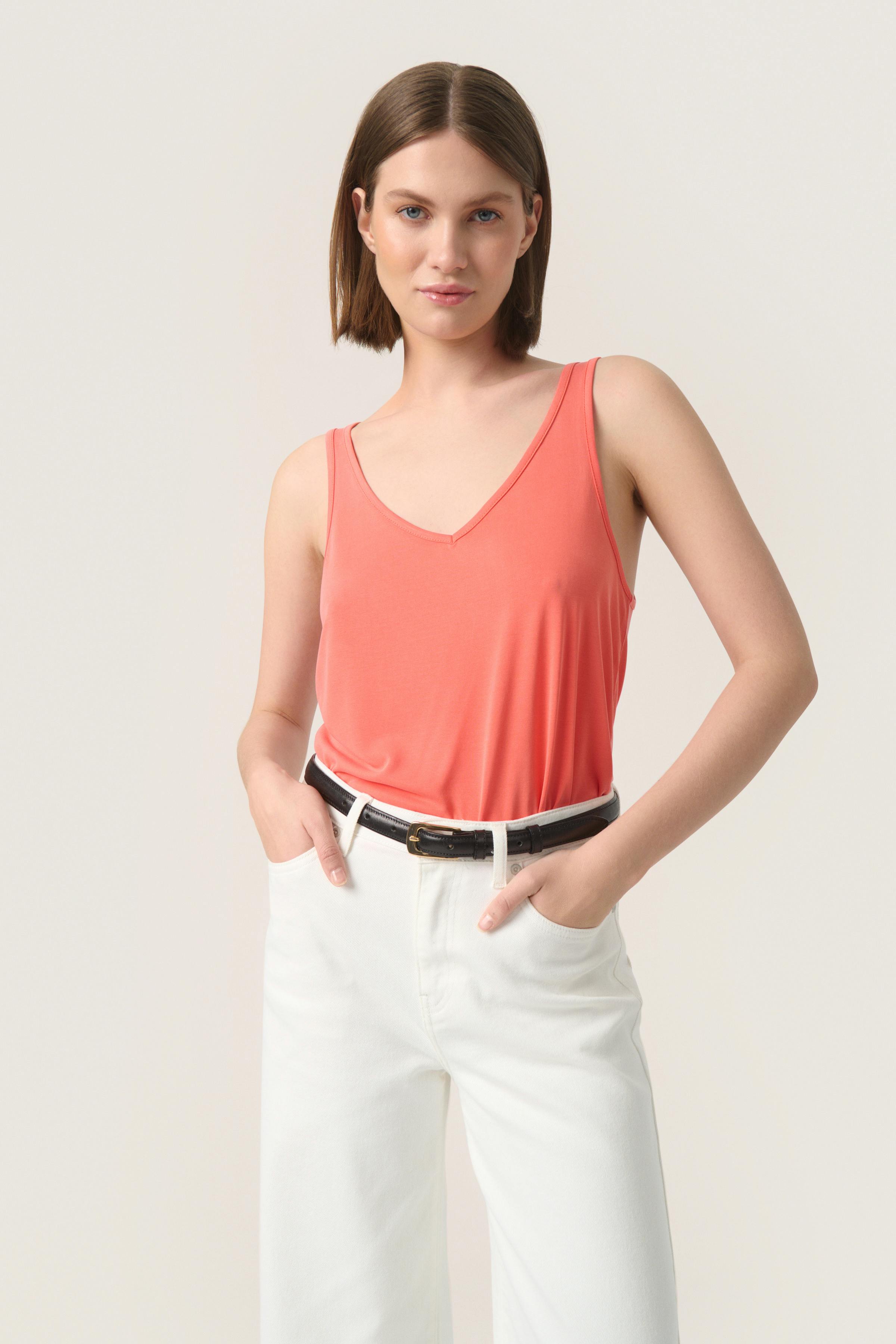 SLColumbine Top LOOKBOOK FRONT 30404199-171656