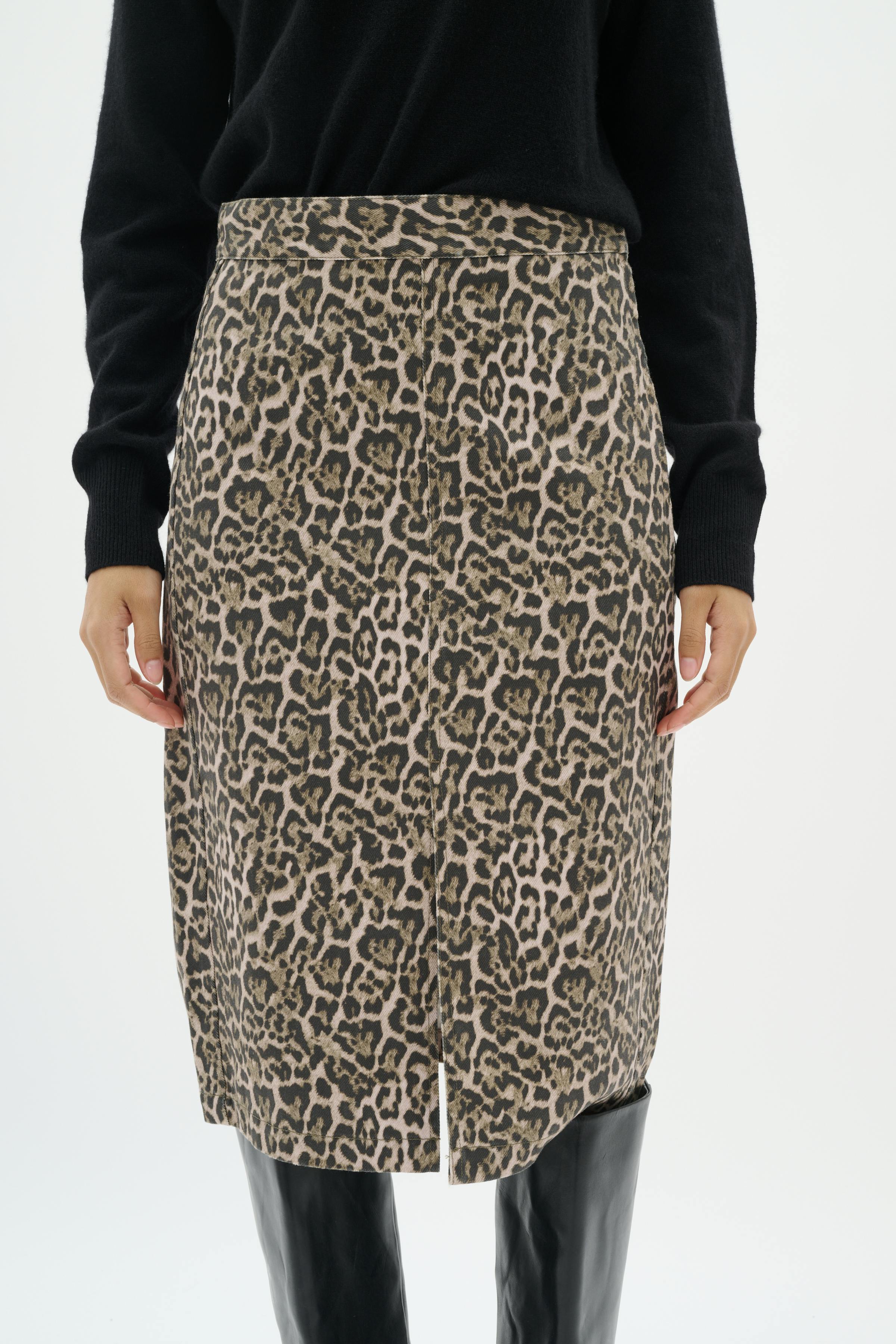 RiverIW leopard Kjol LOOKBOOK FRONT 30110454-300824