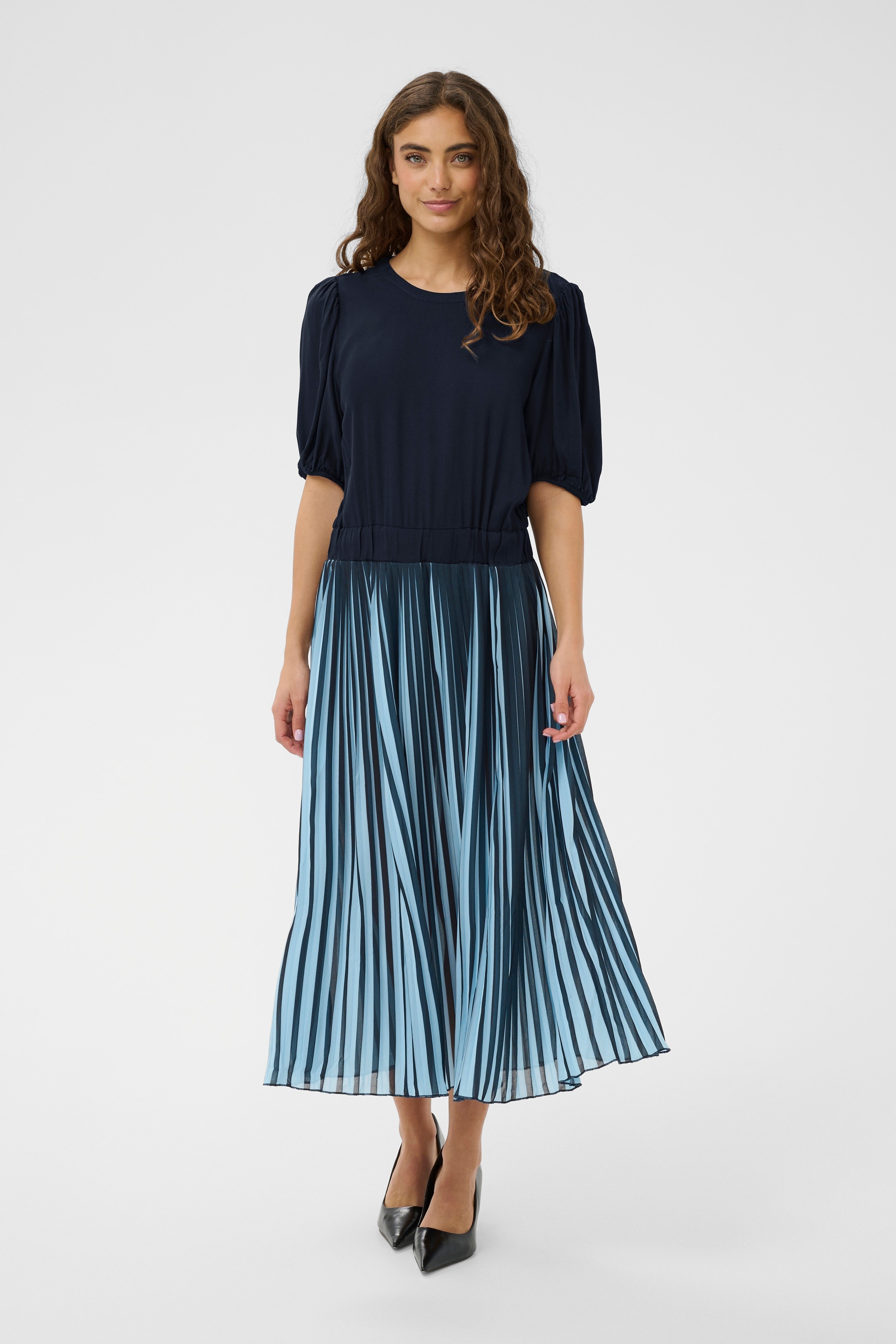 CUcarly Dress LOOKBOOK FRONT 50110993-194011