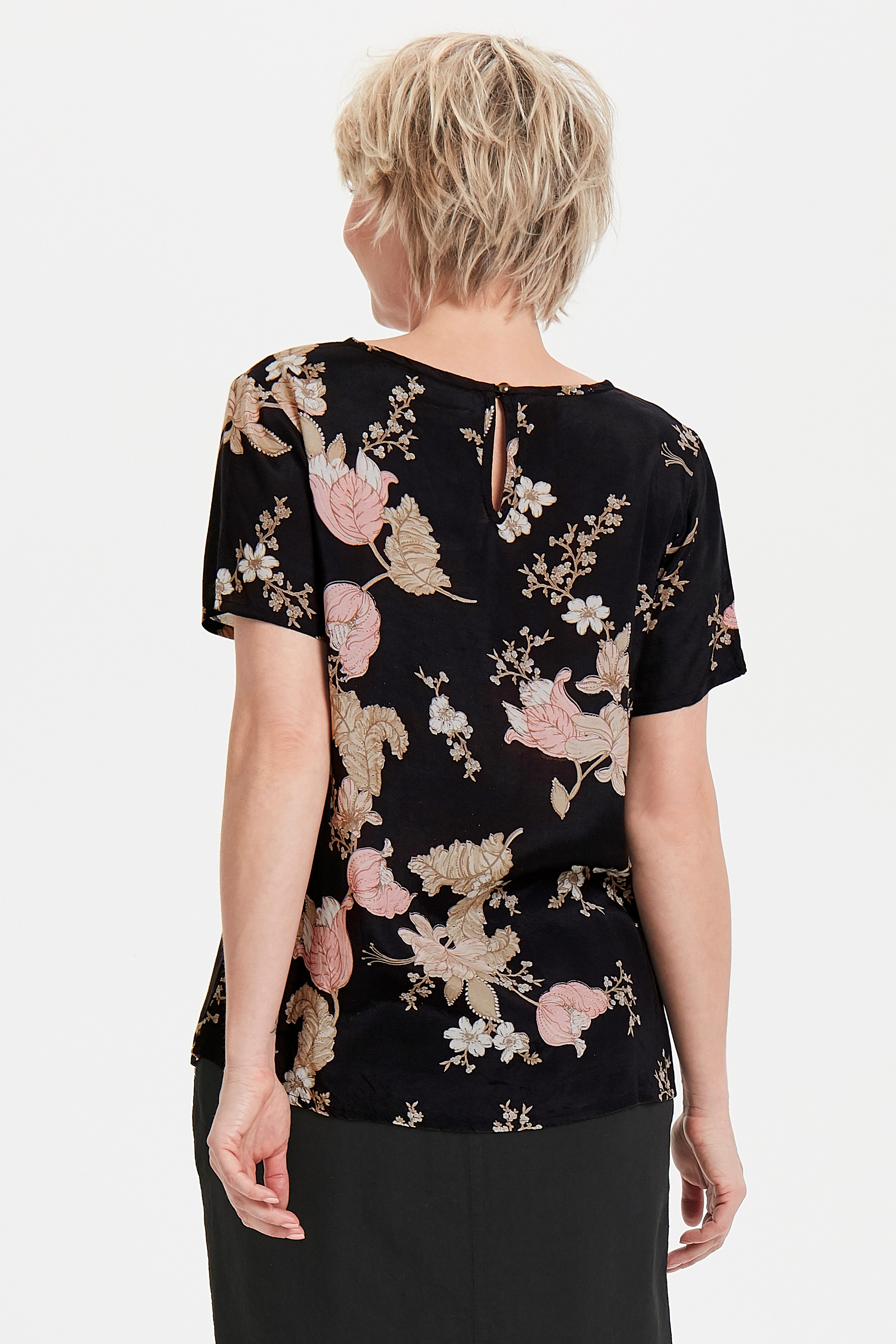 Kurzarm-Bluse
 LOOKBOOK BACK 10503135-50600