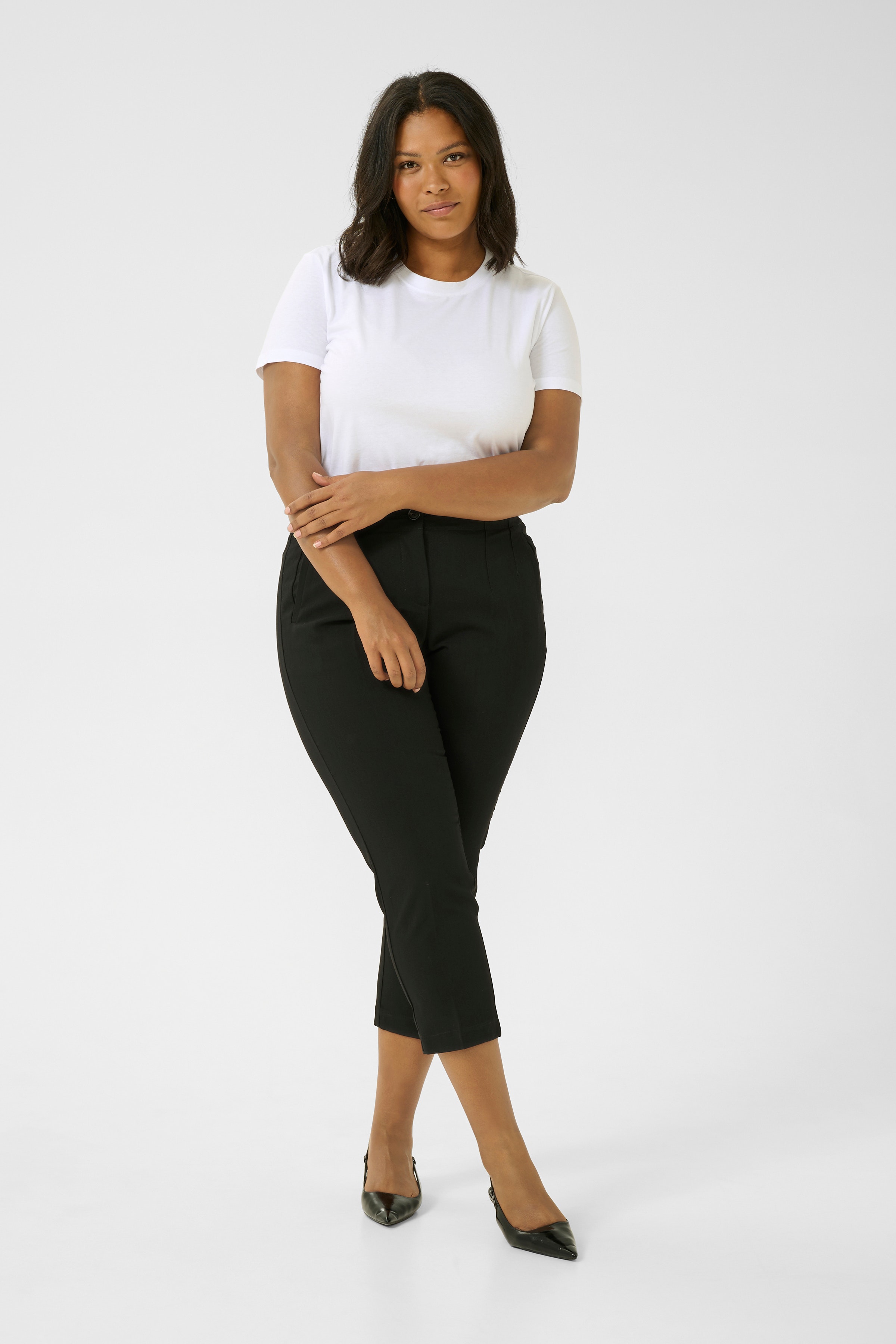 KCelia Trousers LOOKBOOK FRONT 10582382-100121