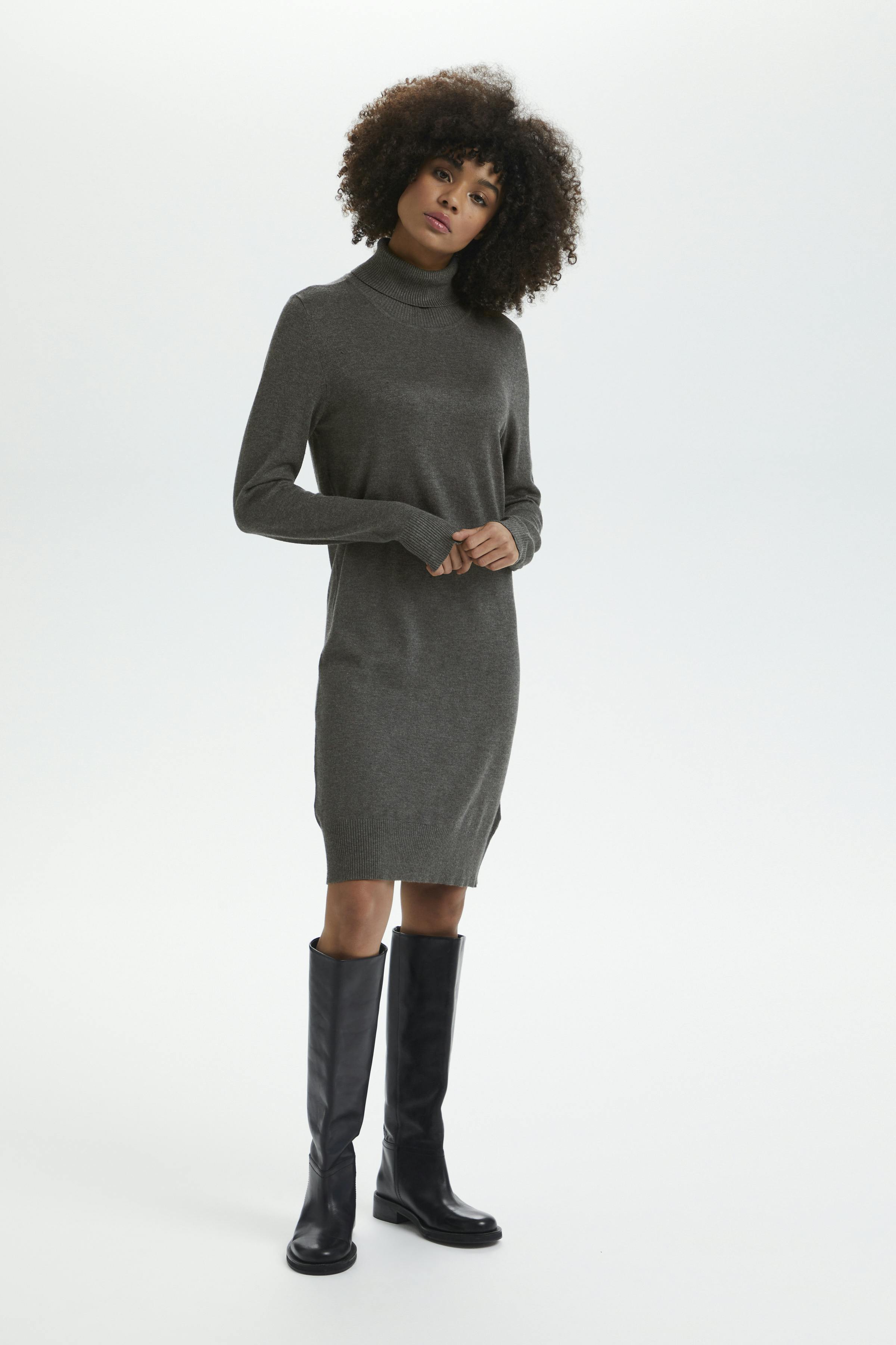 MilaSZ Rollneck Dress LOOKBOOK FRONT 30501696-0103