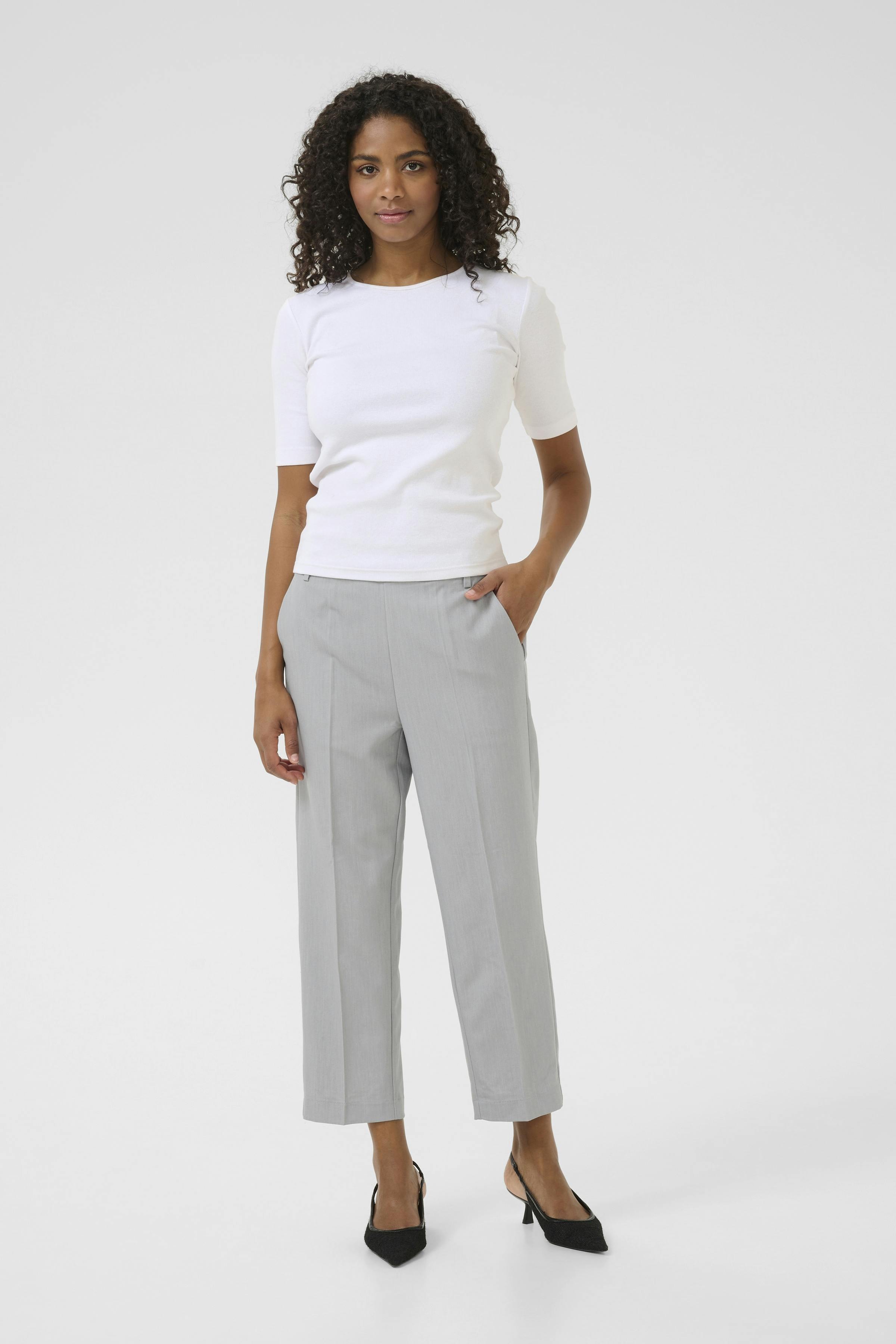 KAsakura Cropped Bukser LOOKBOOK FRONT 10506127-100123