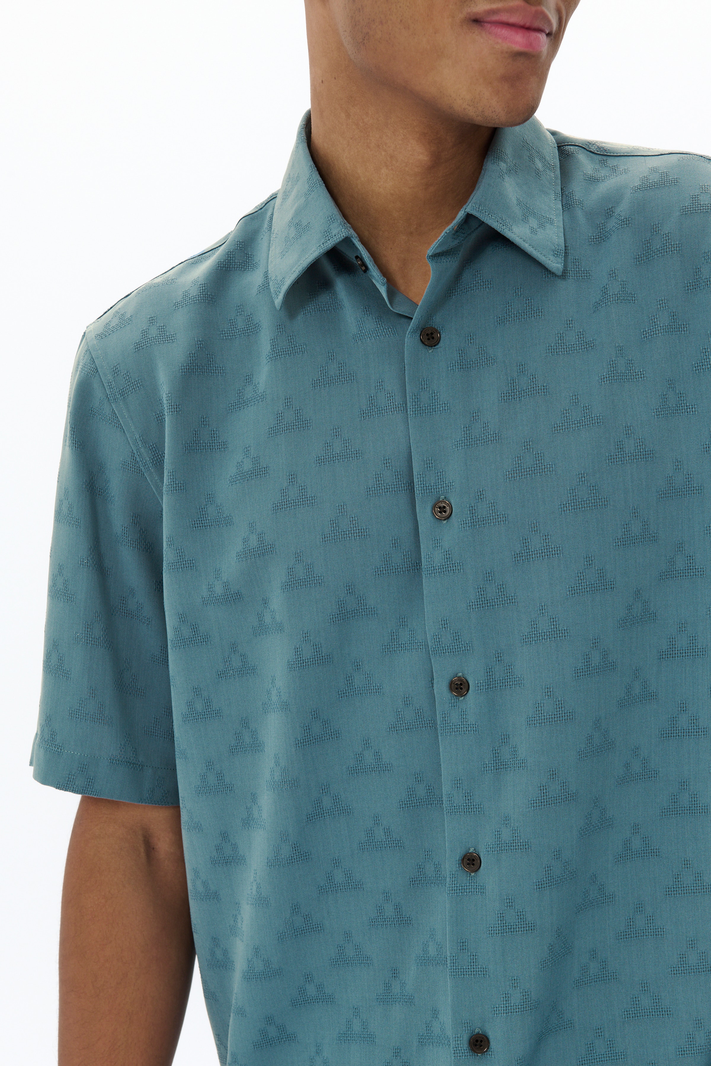 MAklampo Skjorta LOOKBOOK DETAIL 30208059-184218