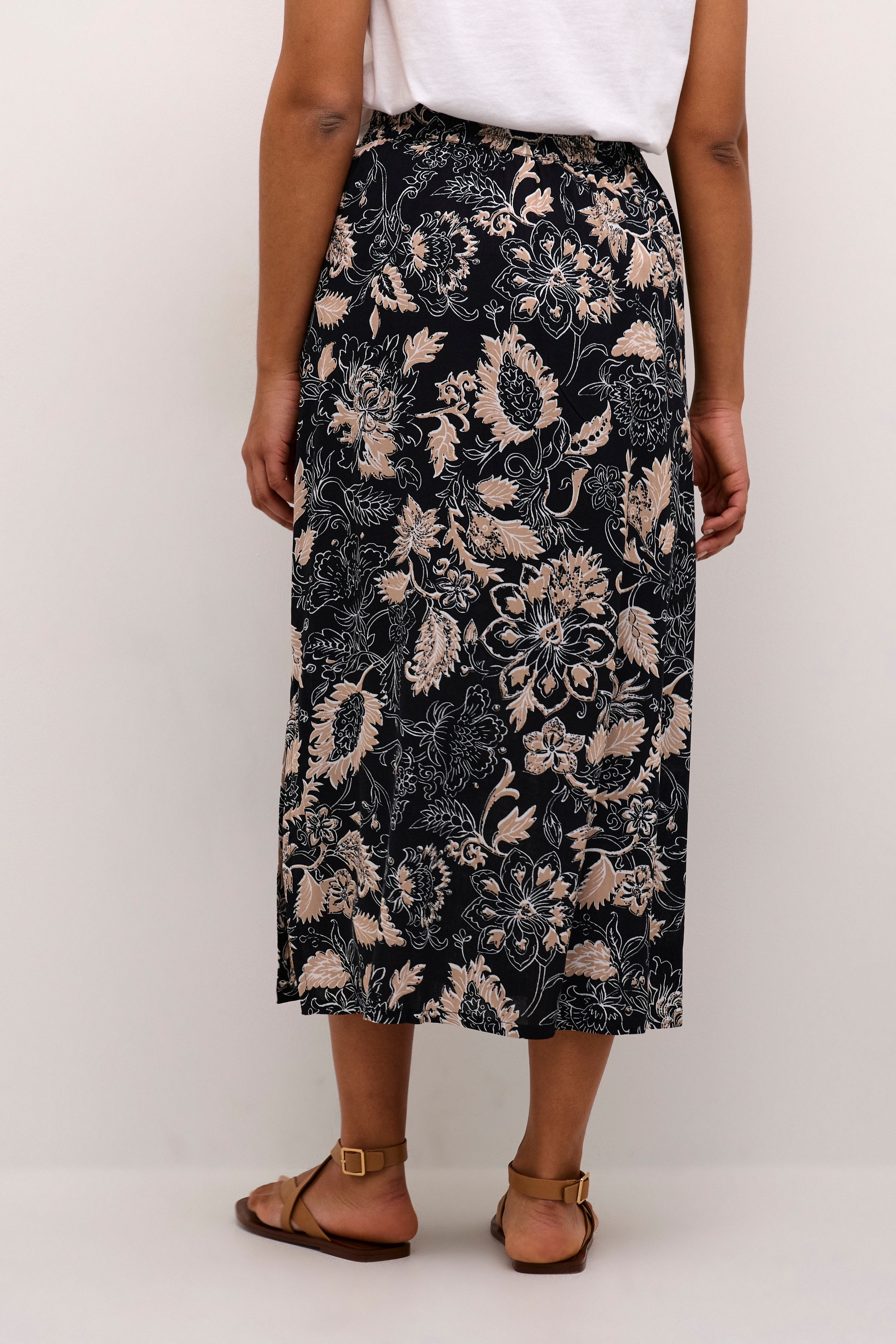 BPlena Rok LOOKBOOK BACK 10590696-106565B