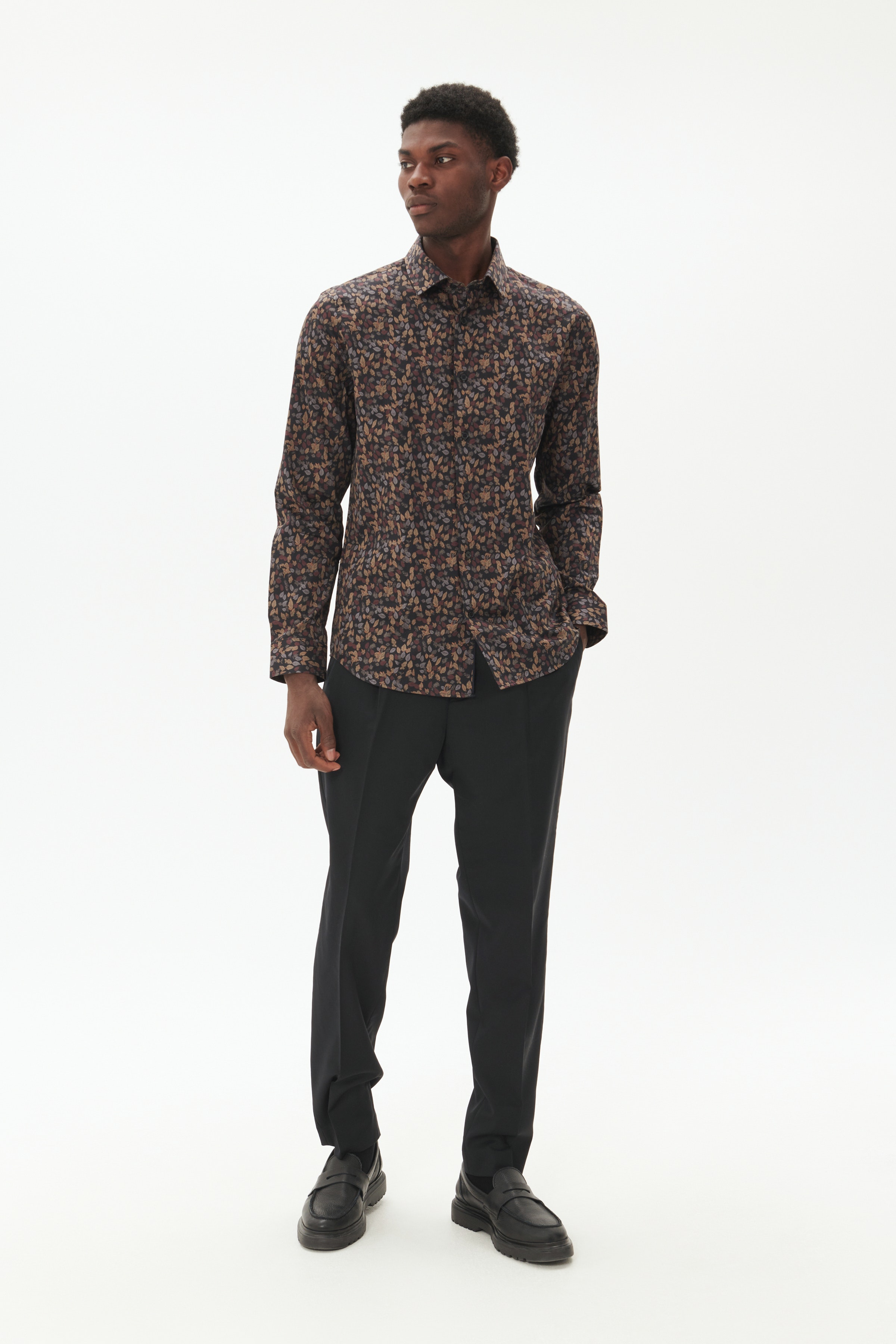 MAtrostol Shirt LOOKBOOK FRONT 30207684-191317