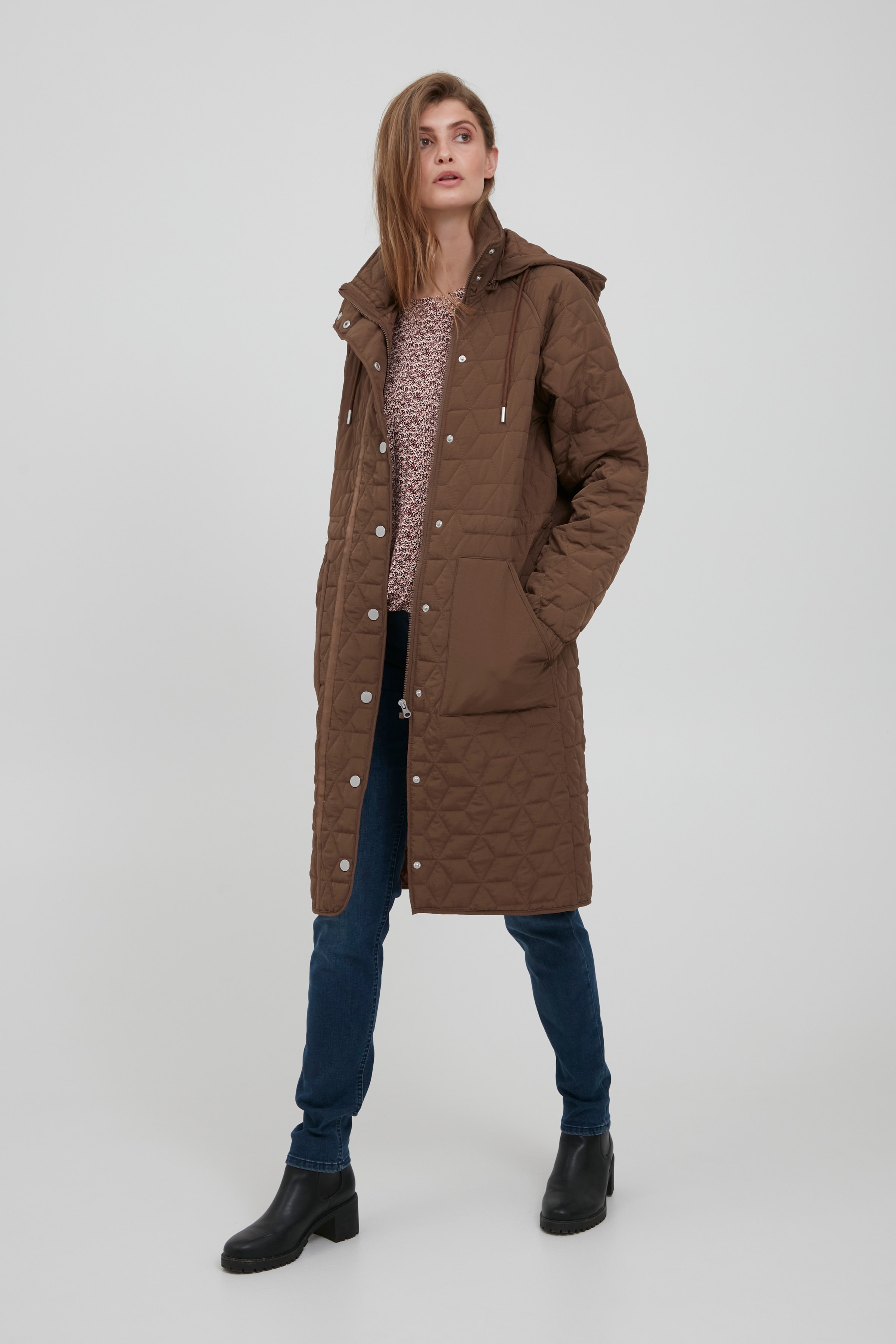 Outerwear LOOKBOOK FRONT 20609389-200943