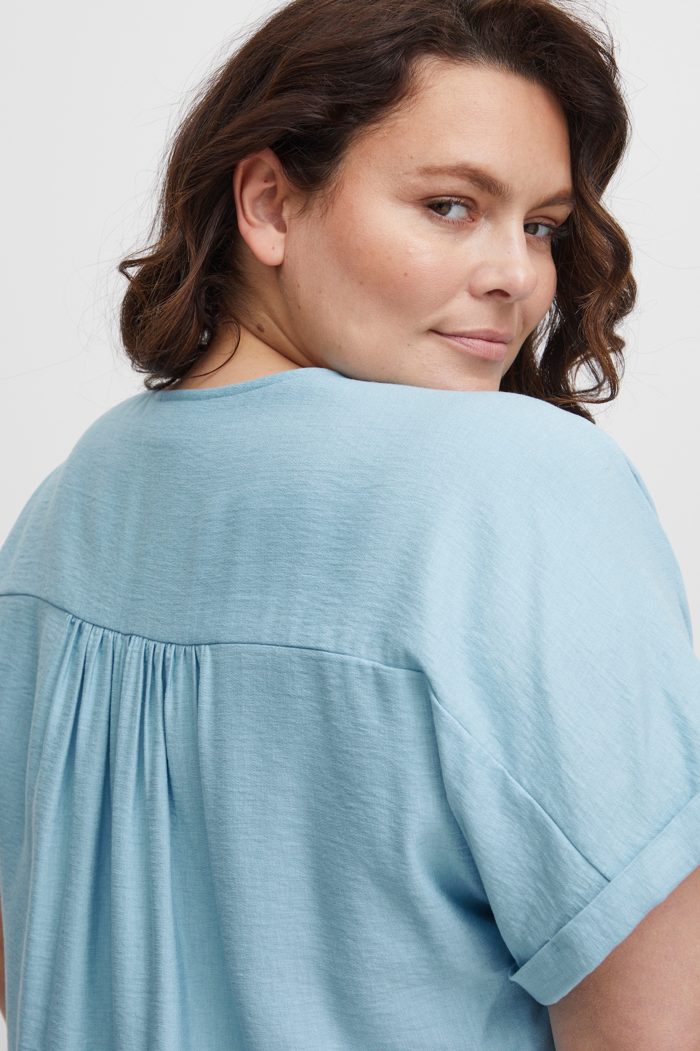 FPHOT Bluse LOOKBOOK DETAIL 20612348-144318