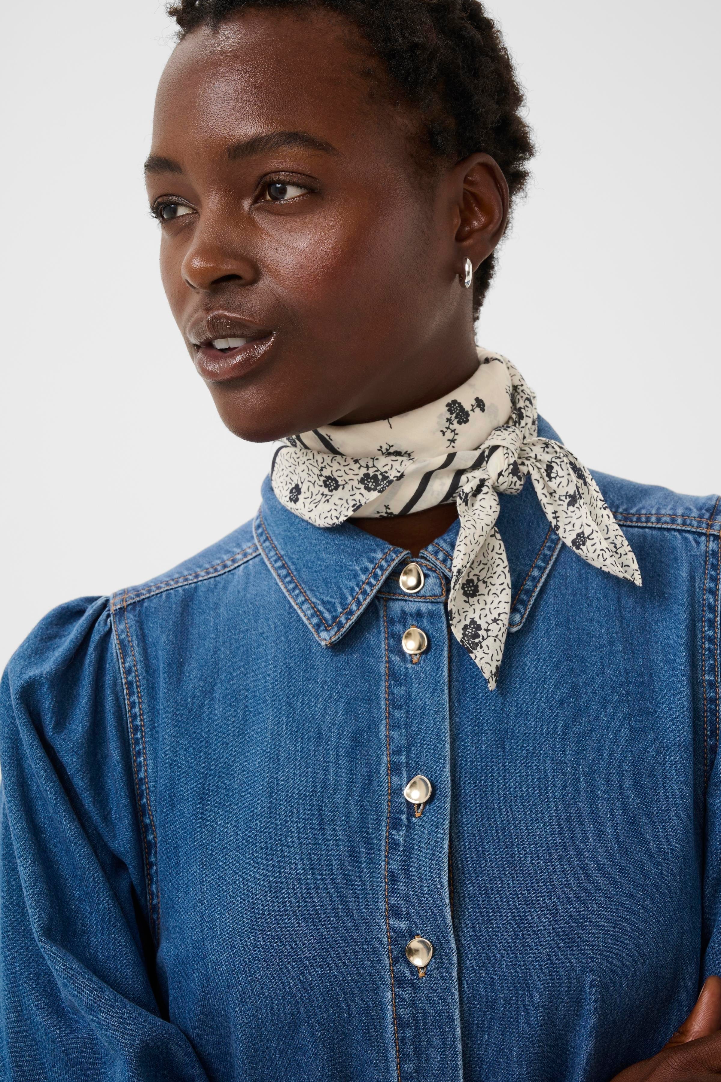 PhiPW Skjerf LOOKBOOK DETAIL 30309304-304545