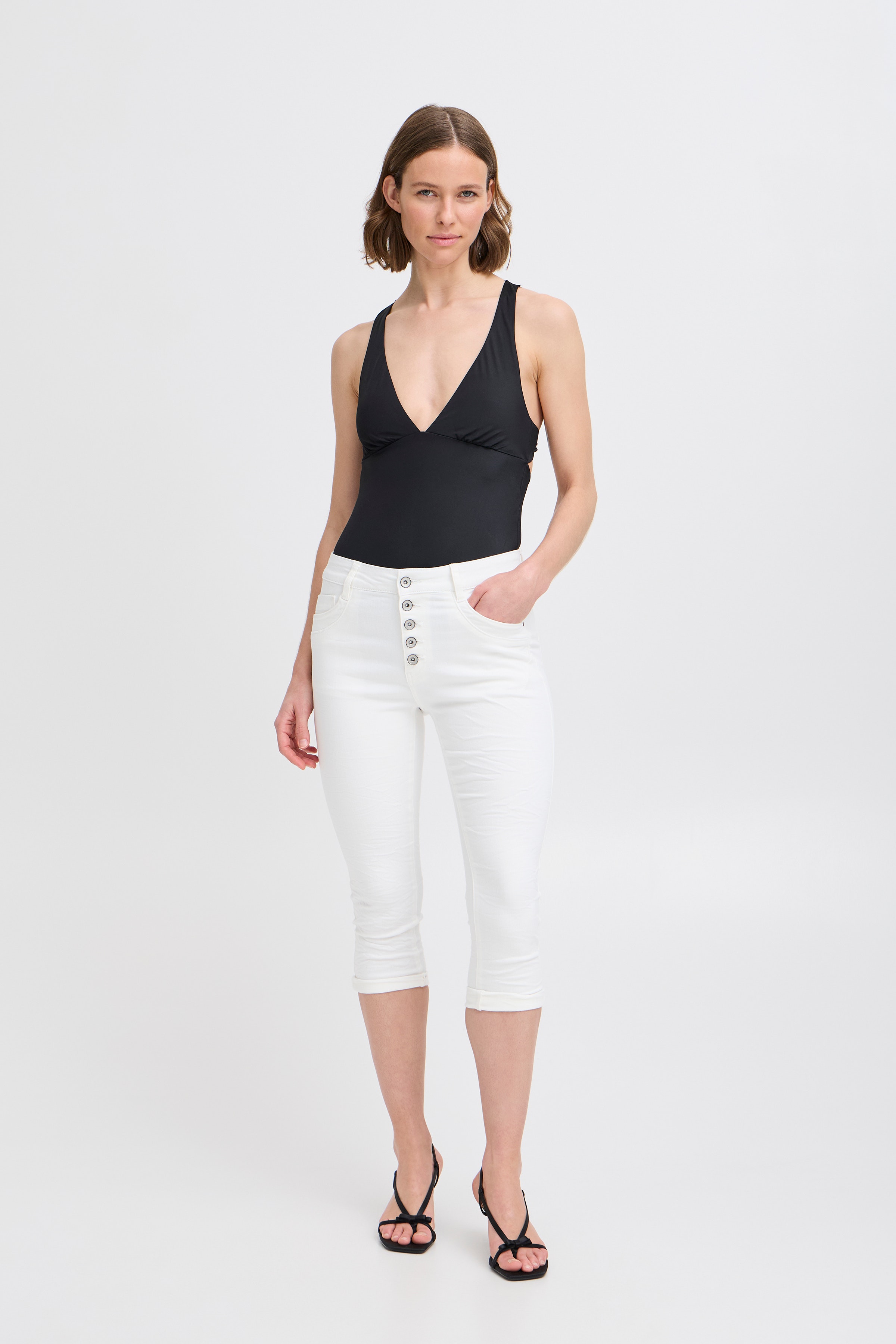 BXKAILY Capri bukser LOOKBOOK FRONT 20809303-110601