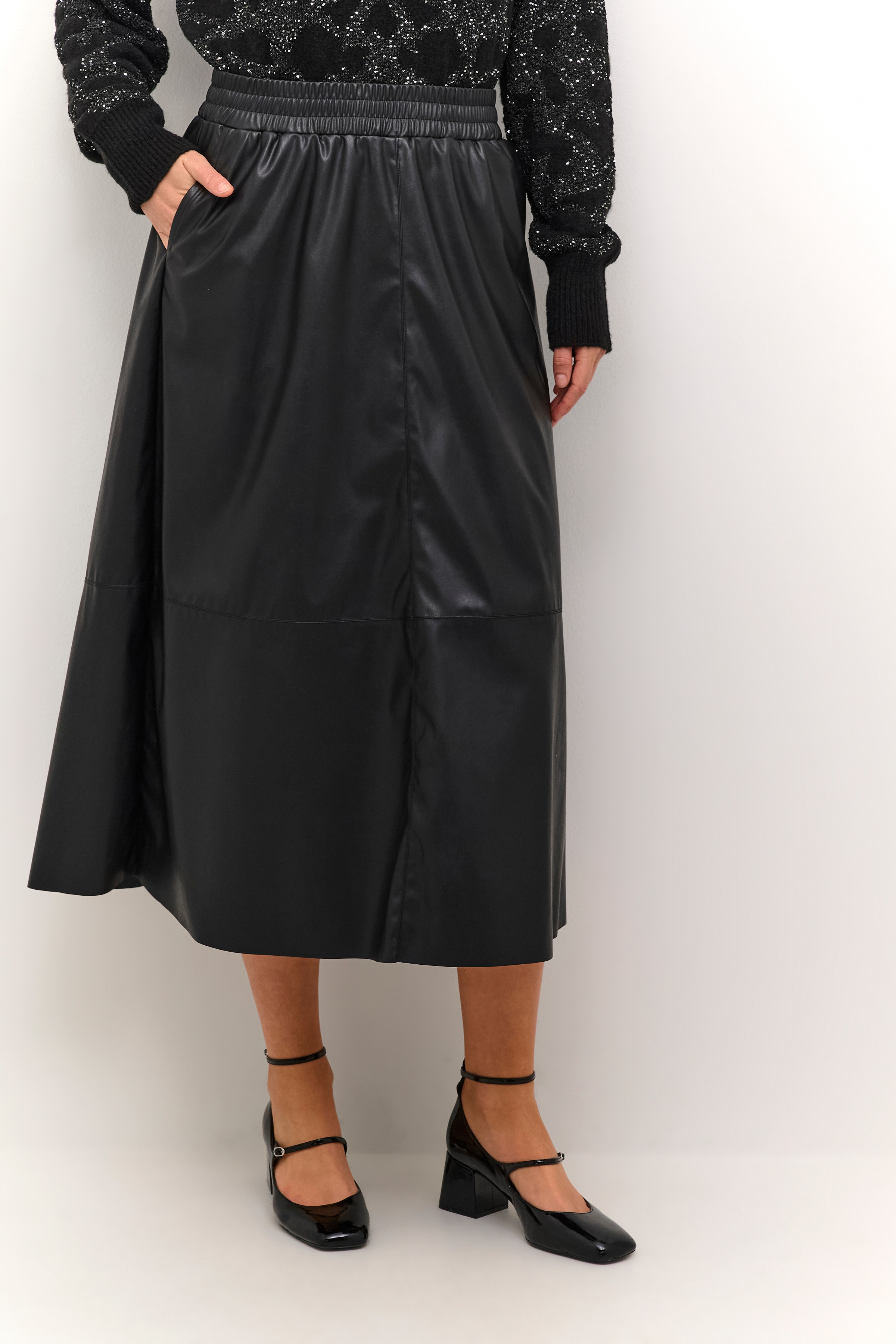 KAmikka Skjørt LOOKBOOK FRONT 10509149-100121