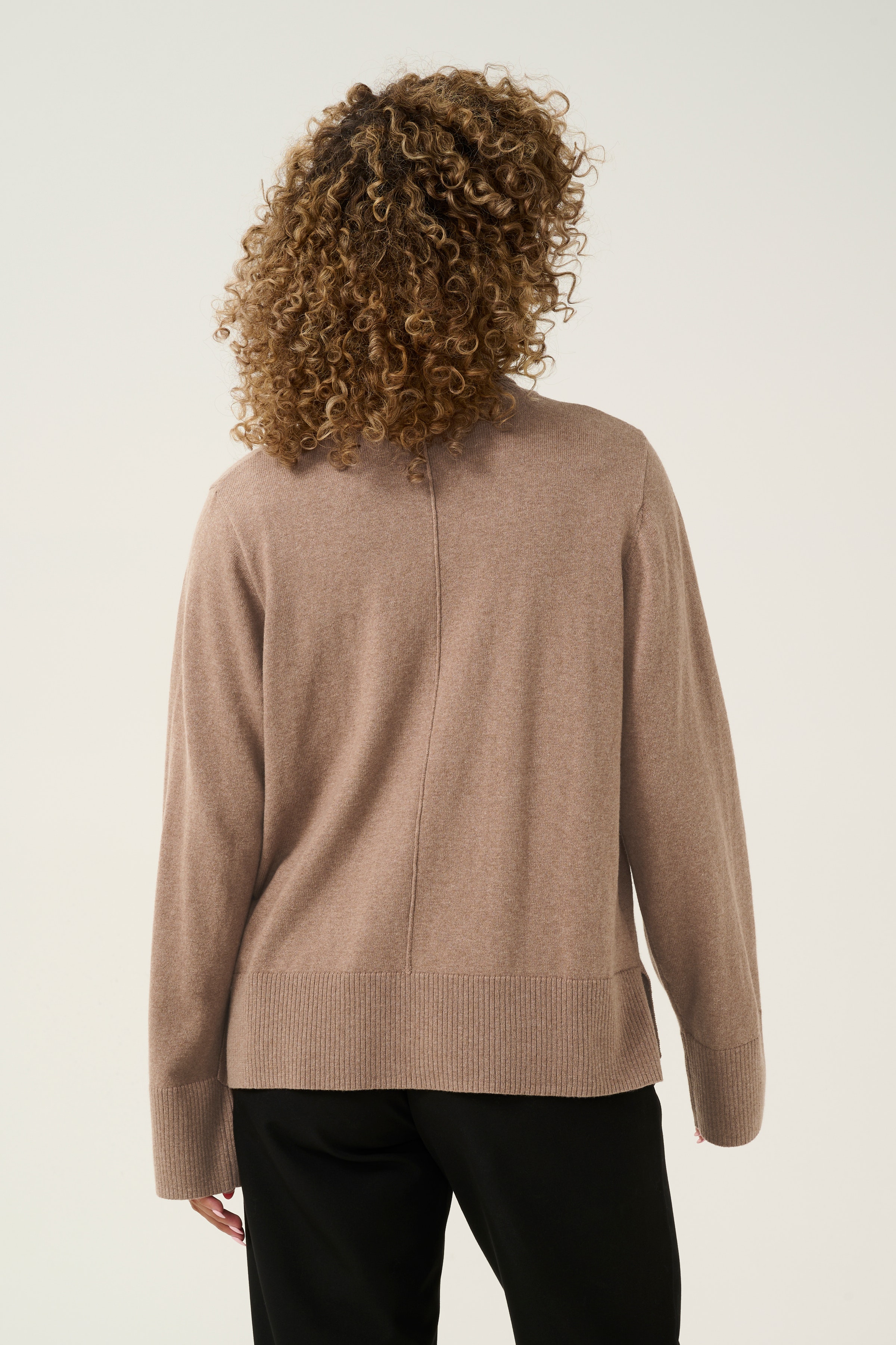 CRAnva Pullover LOOKBOOK BACK 10613181-1713161