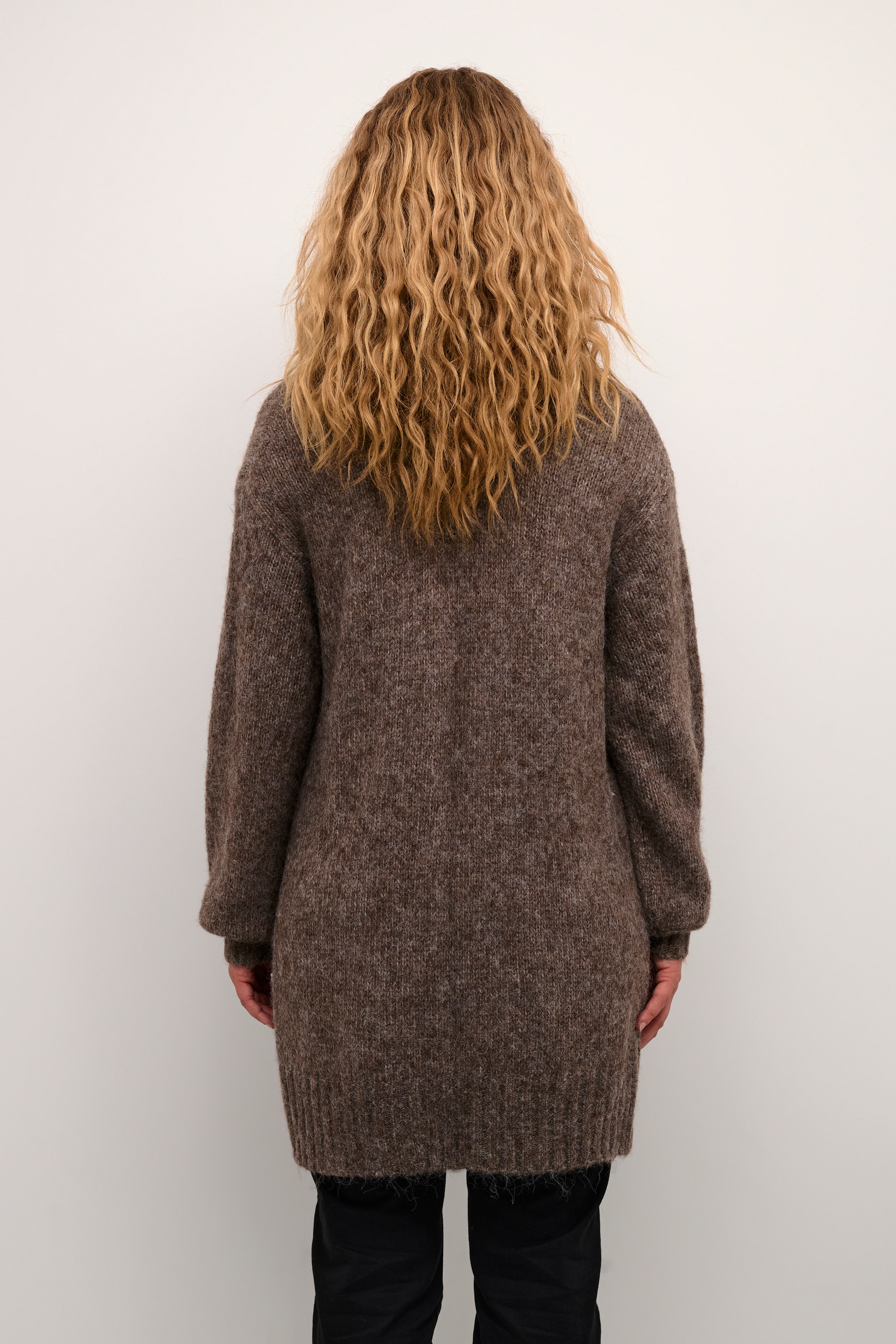 KAalioma Cardigan LOOKBOOK FRONT 10505567-1910161