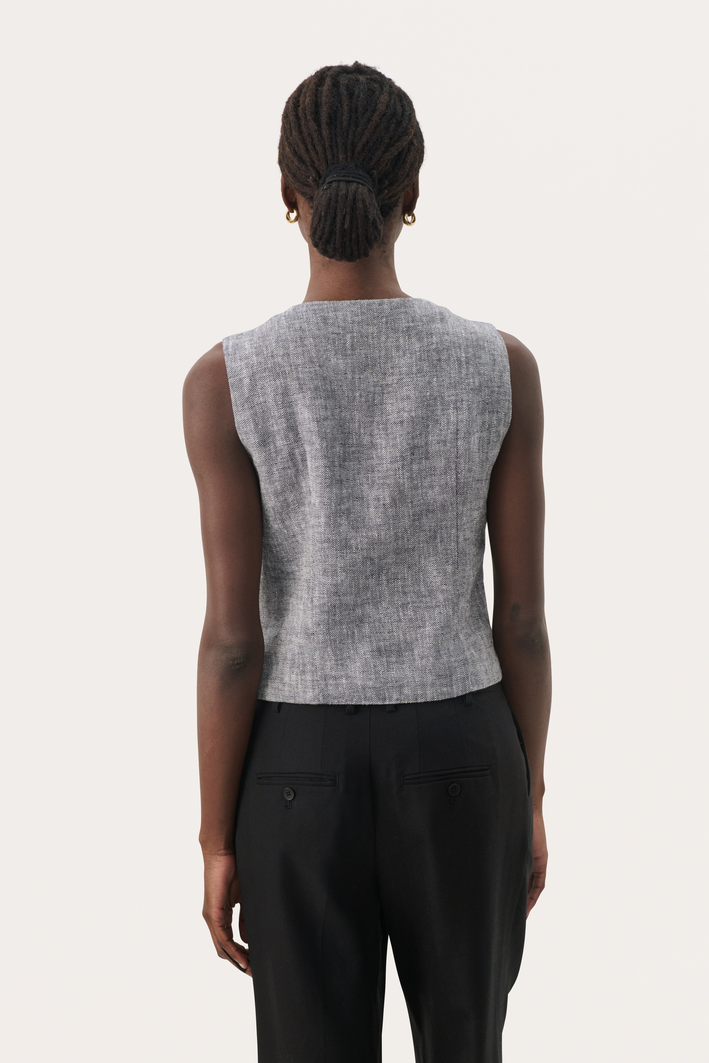 NadhiaPW Waistcoat LOOKBOOK BACK 30309387-1941091