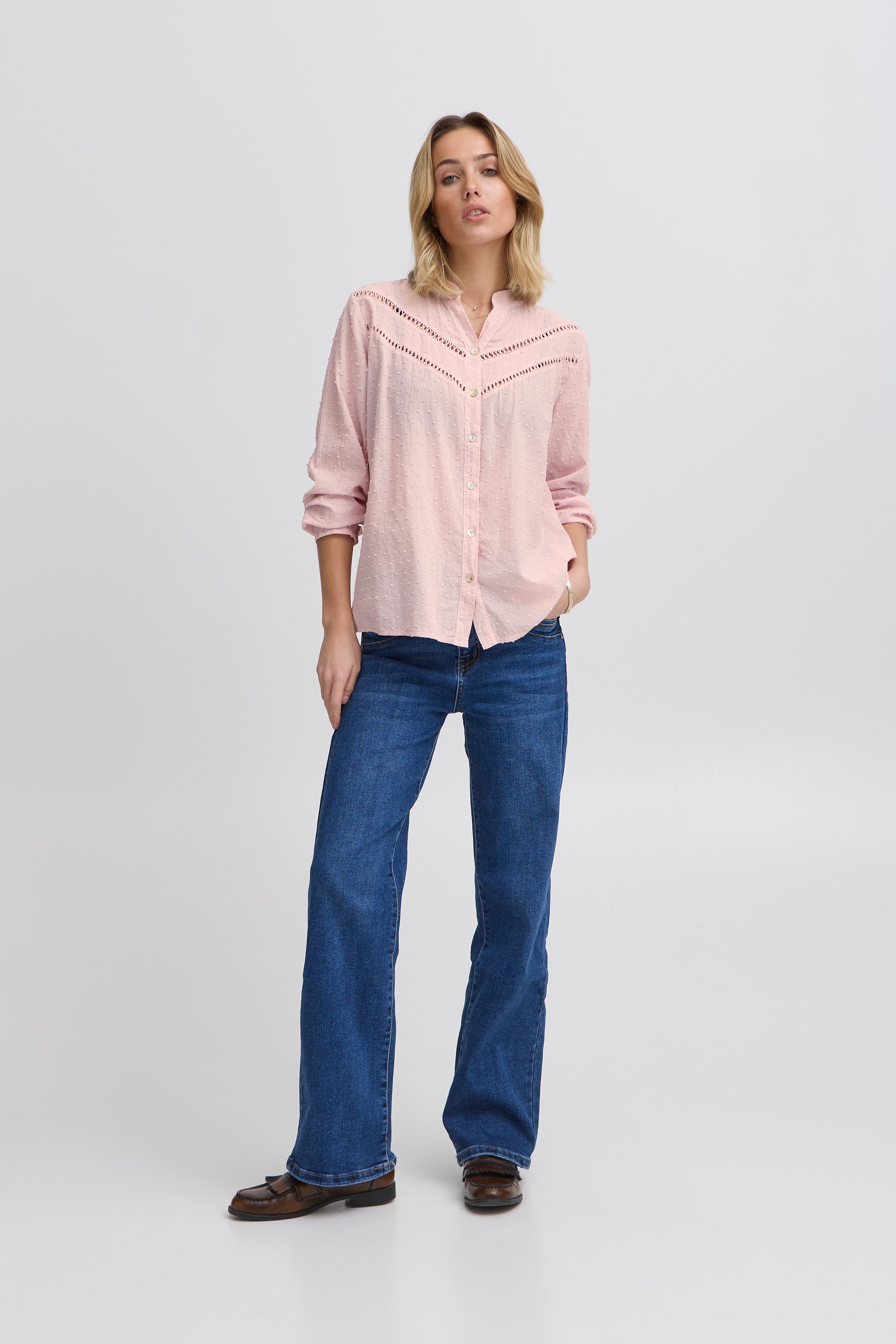 SBLIFA Bluse LOOKBOOK FRONT 22100919-141506