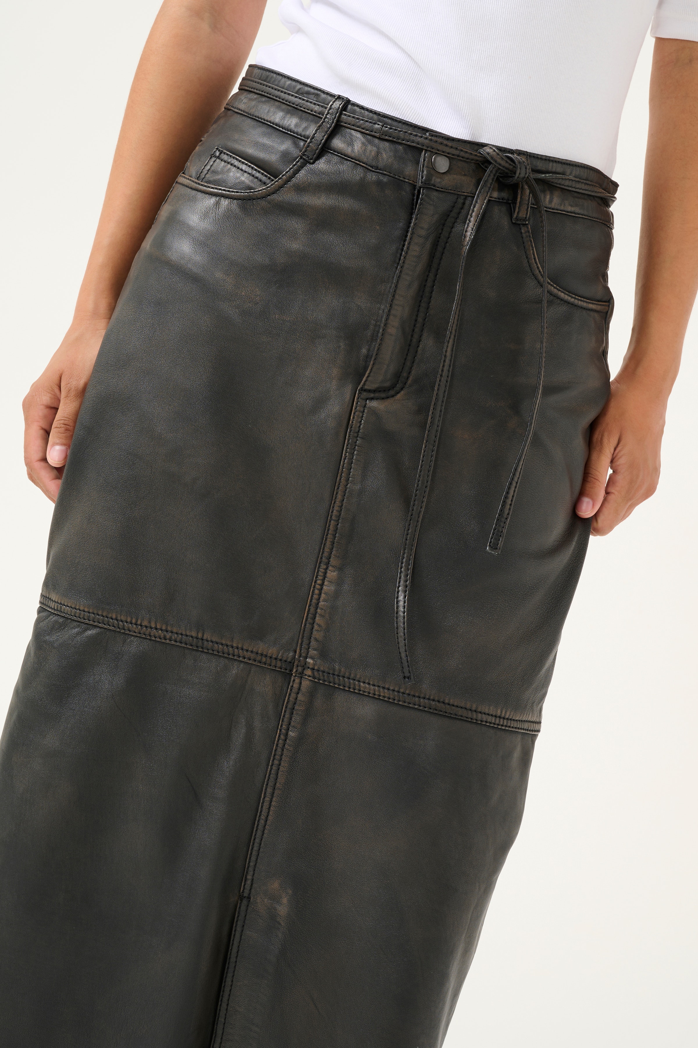 Kajane Skjørt LOOKBOOK DETAIL 10509499-106102