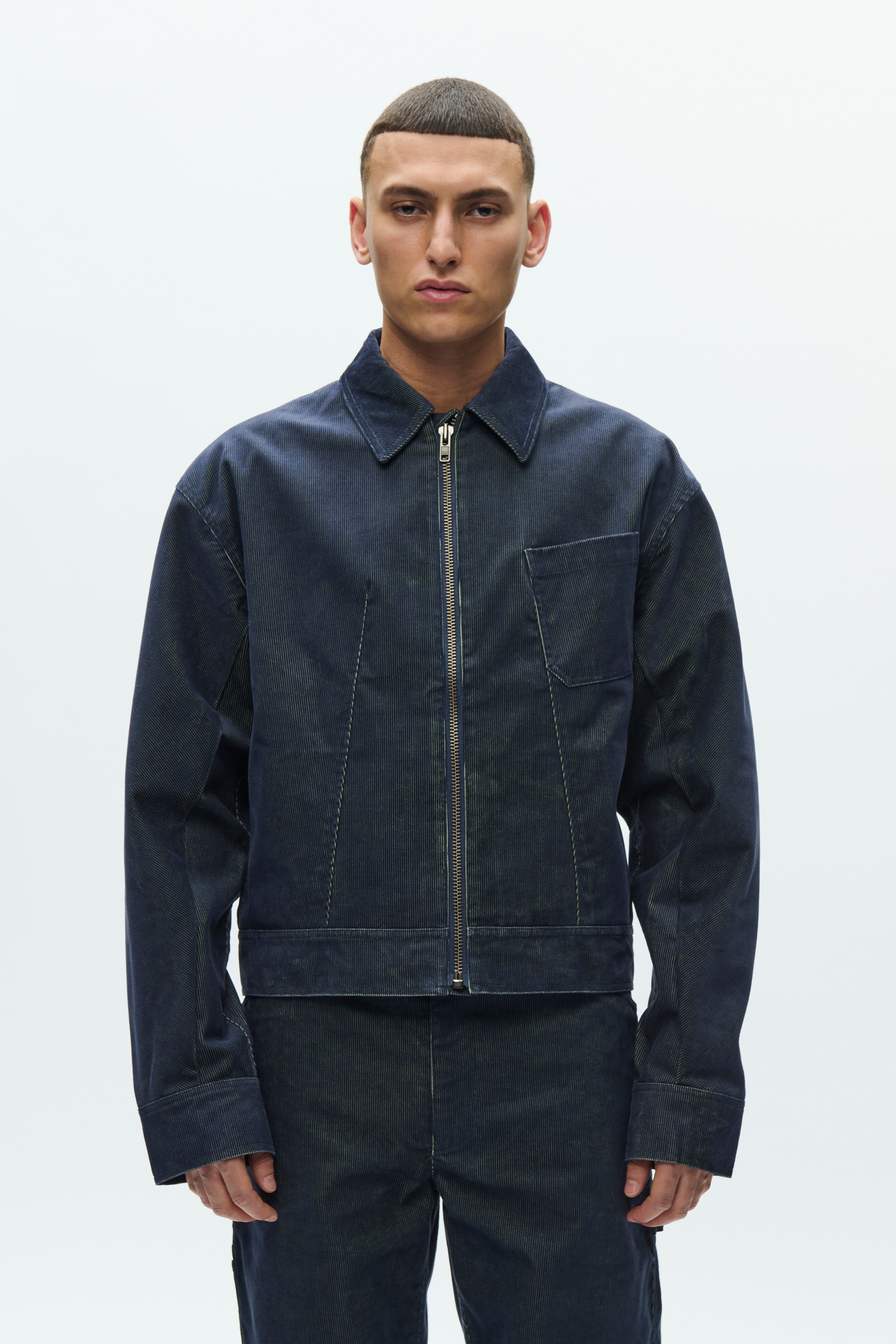 WWTwisted LOOKBOOK FRONT 30250384-W8228