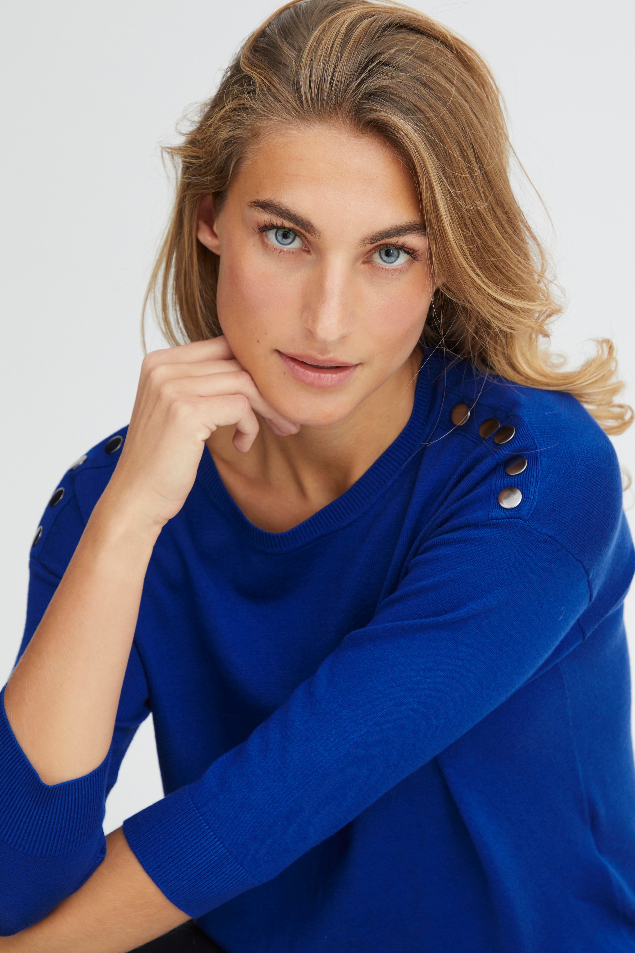 ZUBASIC Pullover LOOKBOOK DETAIL 20607204-193952