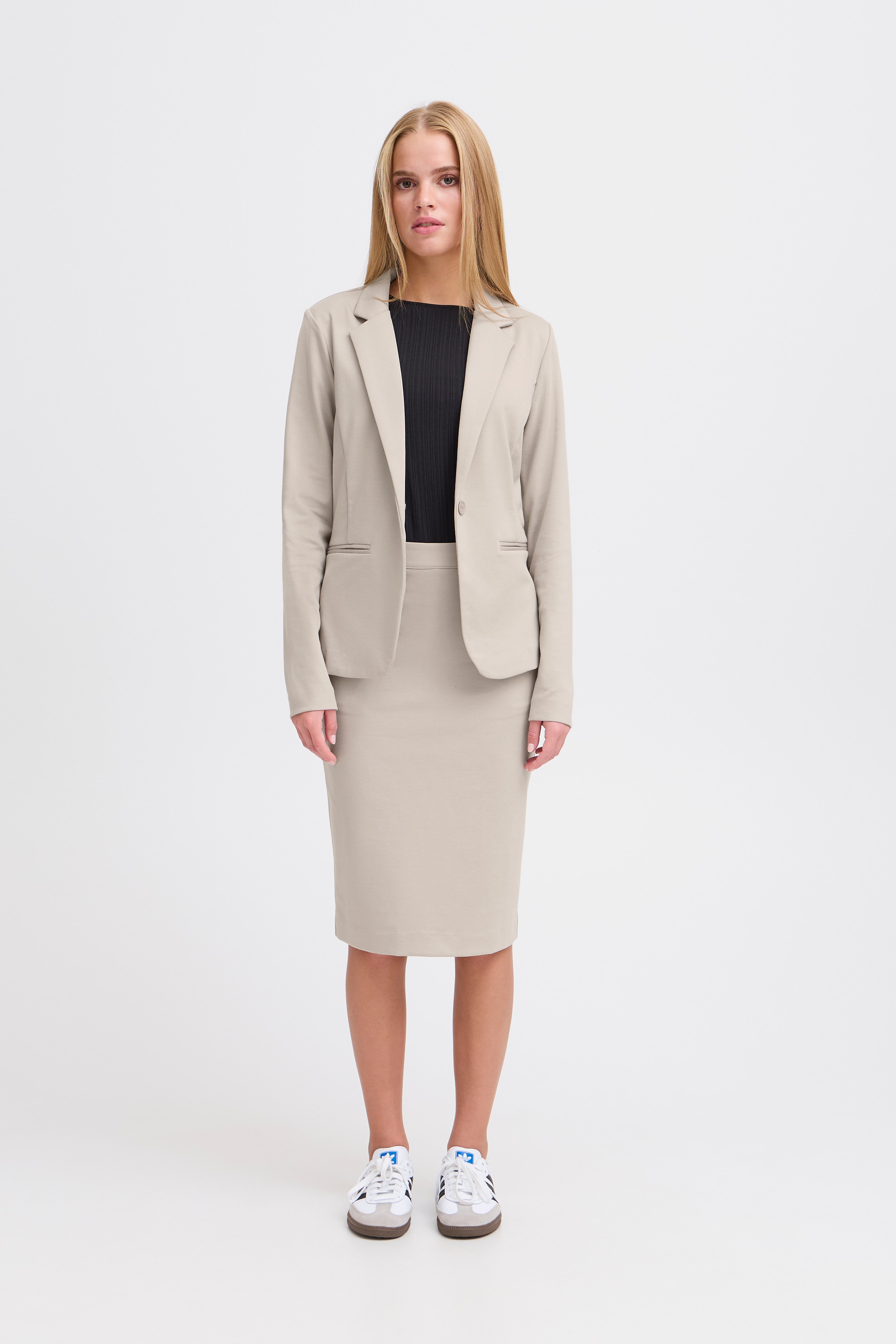 IHKATE Skjørt LOOKBOOK FRONT 20118160-161305