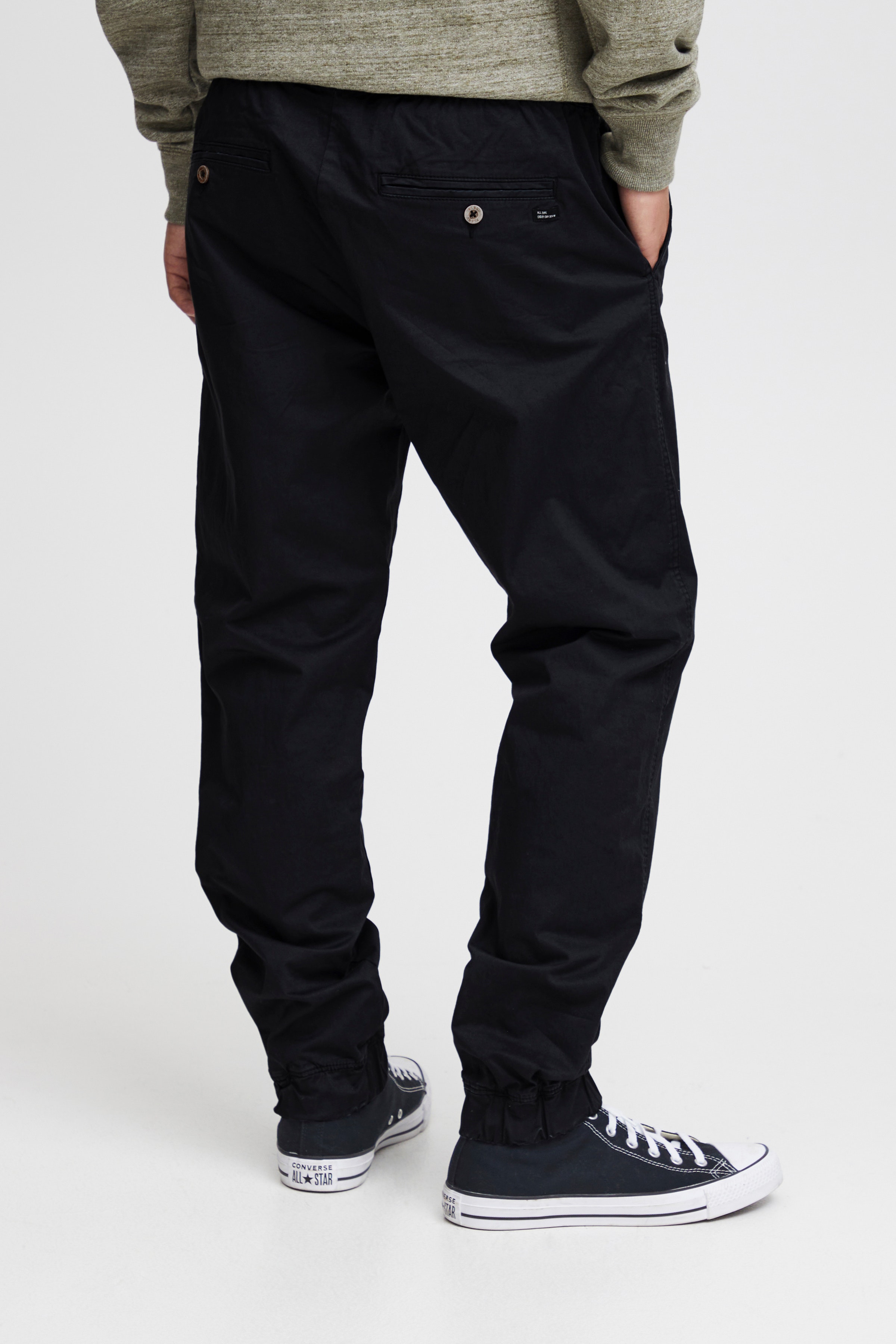 Casual Hose LOOKBOOK BACK 20712044-194007
