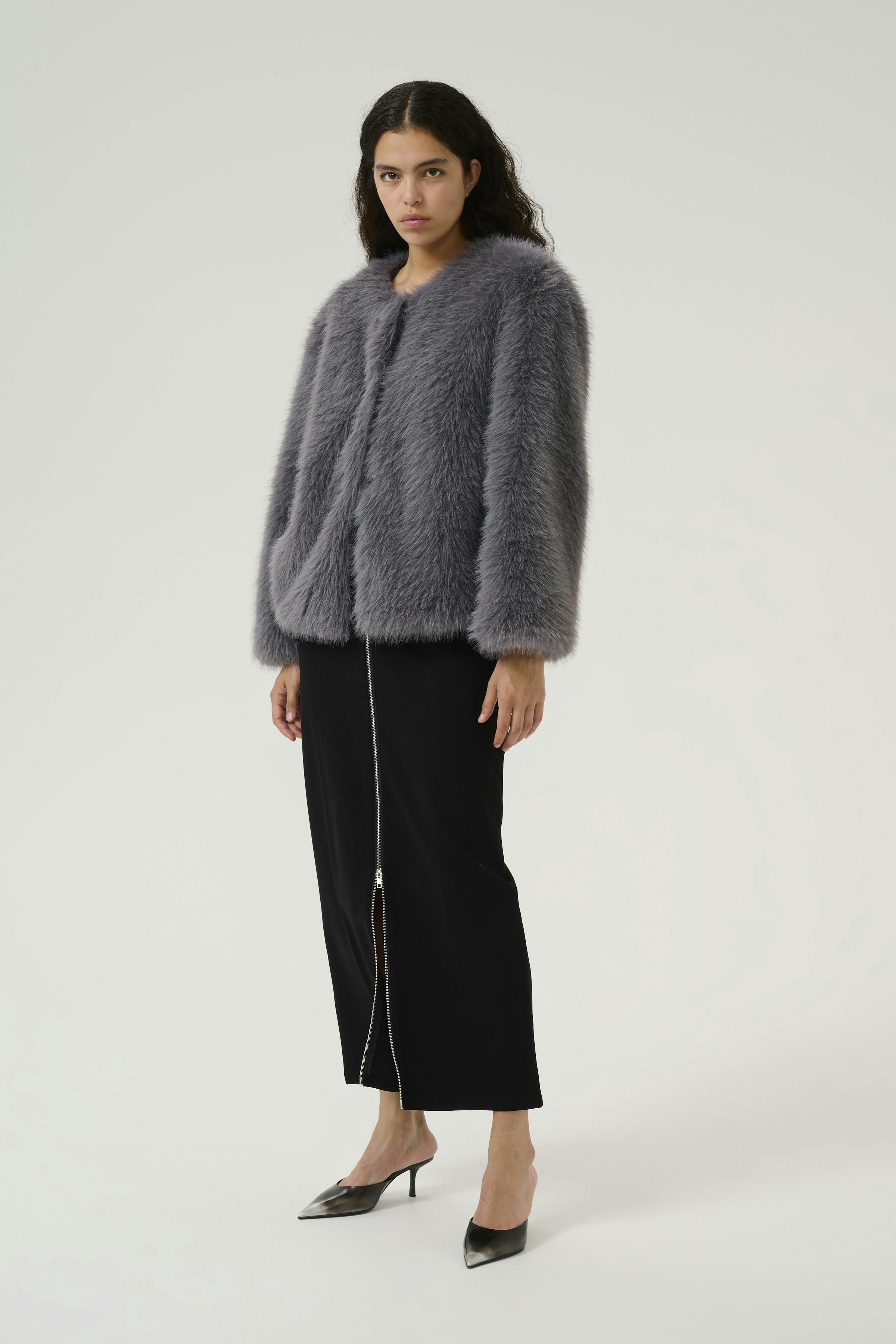 KBSerenity Faux Fur jacket LOOKBOOK FRONT 10105337-185206