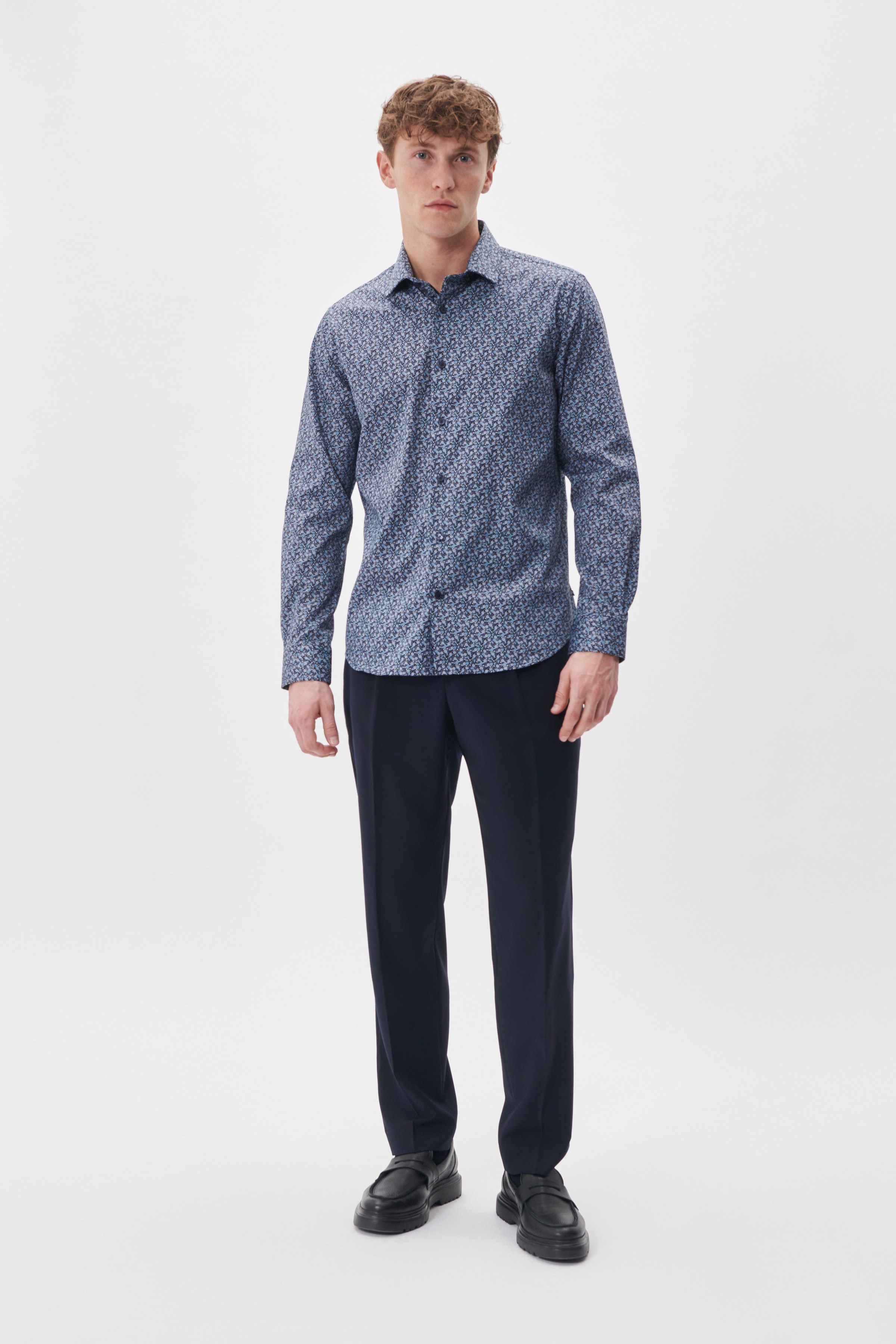 MAtrostol Shirt LOOKBOOK FRONT 30207540-194011