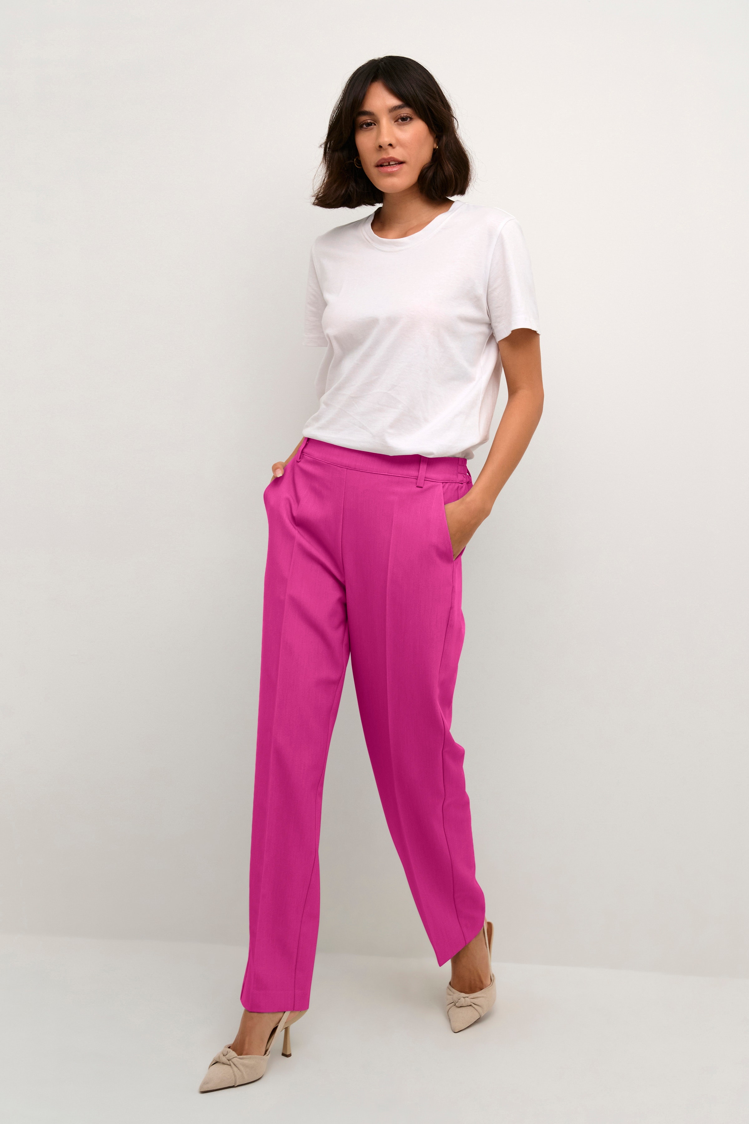 KAsakura Trousers LOOKBOOK FRONT 10506858-192434