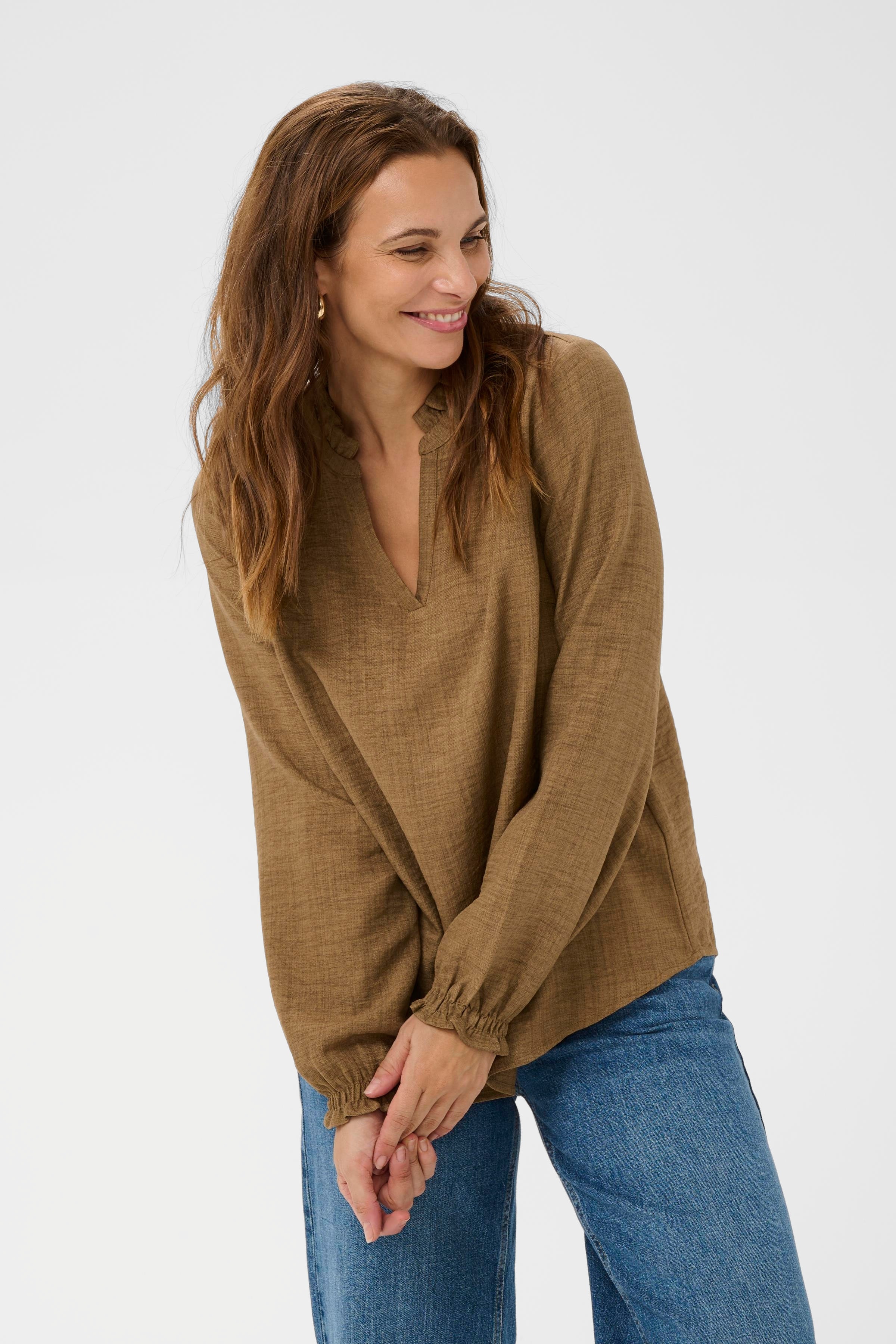 BPoda Blouse LOOKBOOK FRONT 40200075-1809201