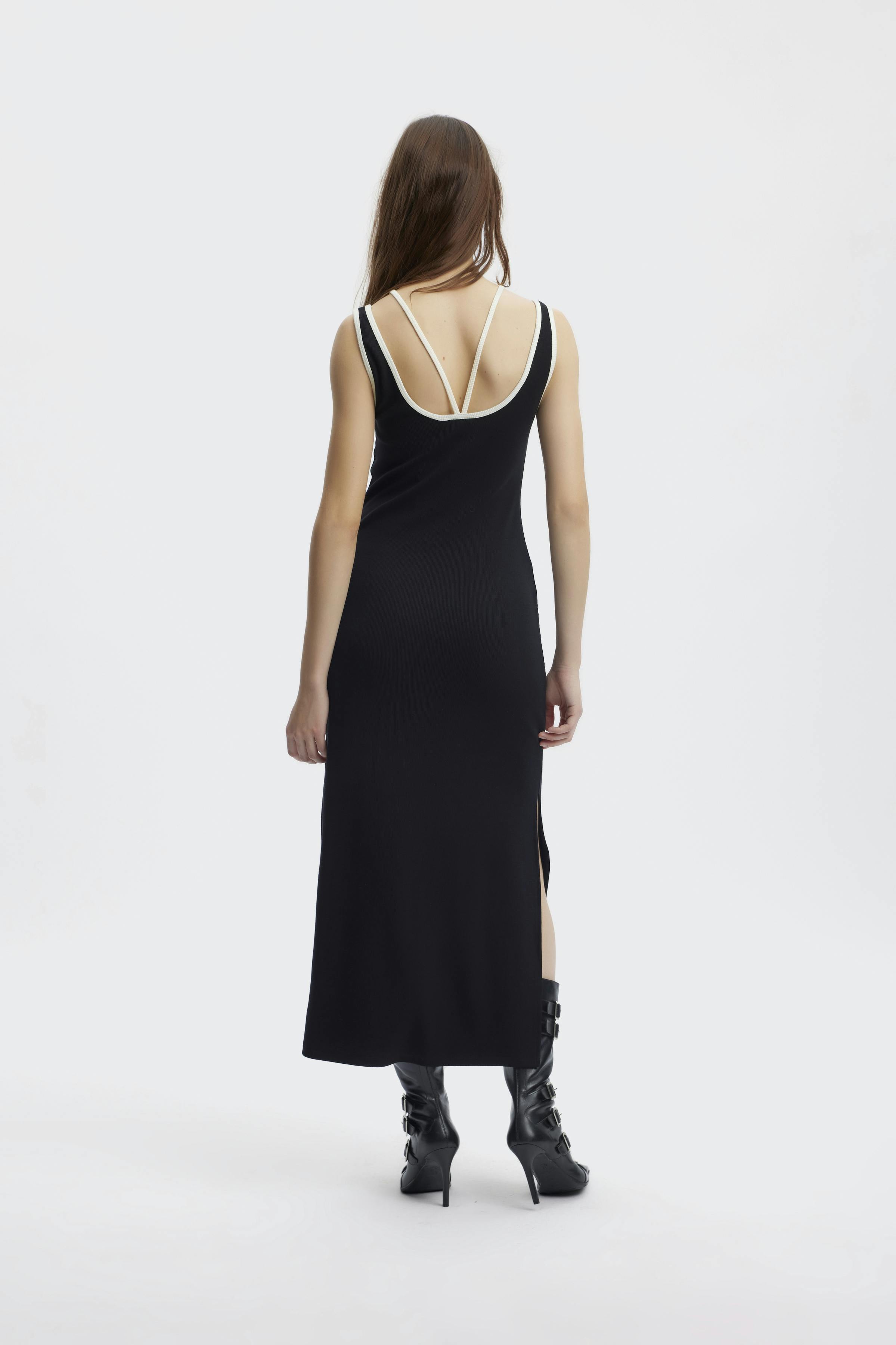 MiriGZ Dress LOOKBOOK BACK 10908213-100017