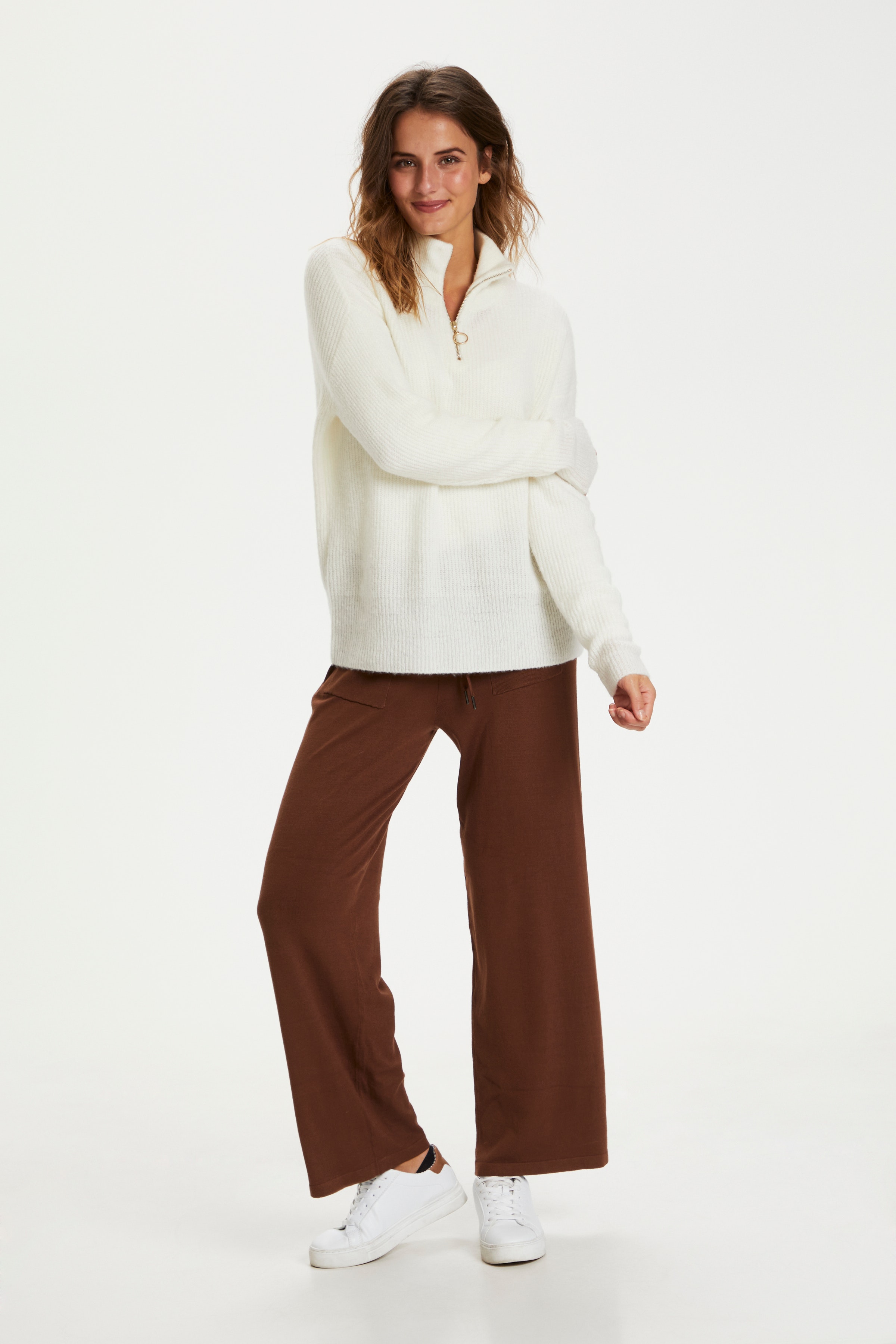 Stickad tröja LOOKBOOK FRONT 10504679-110602