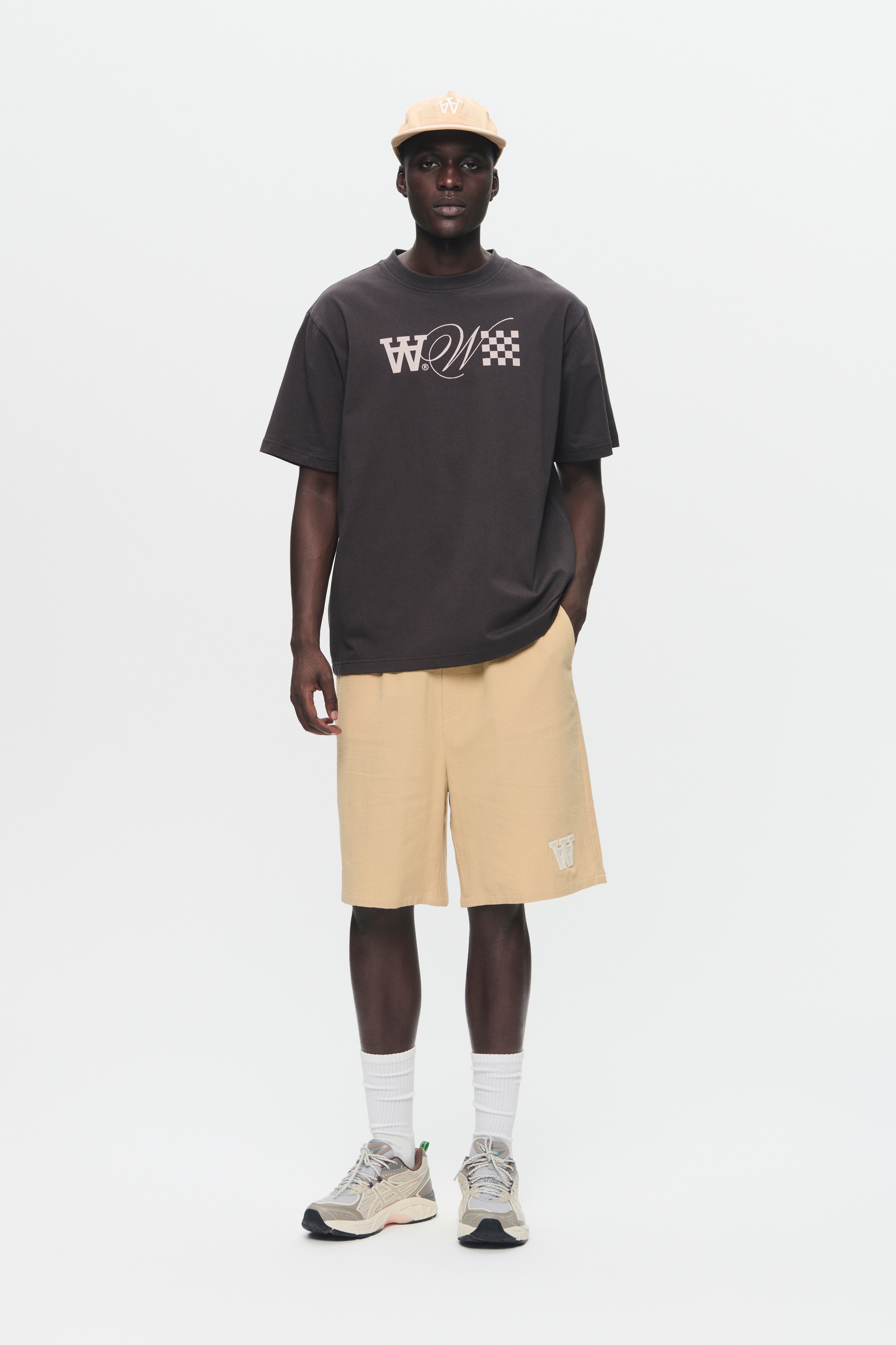 WWRob Shorts LOOKBOOK FRONT 30250076-160920