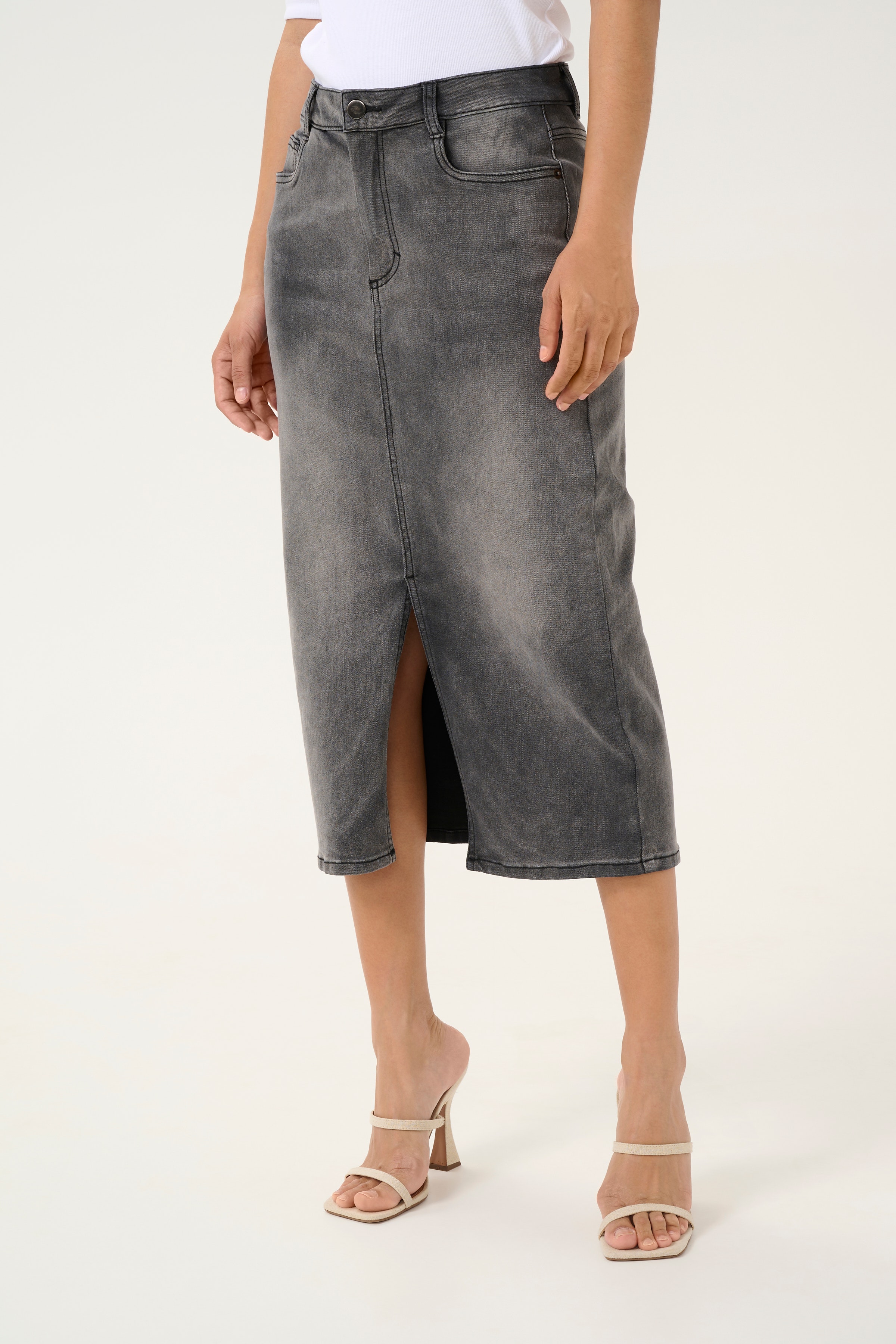 KAsinem Denimskjørt LOOKBOOK FRONT 10509517-103162