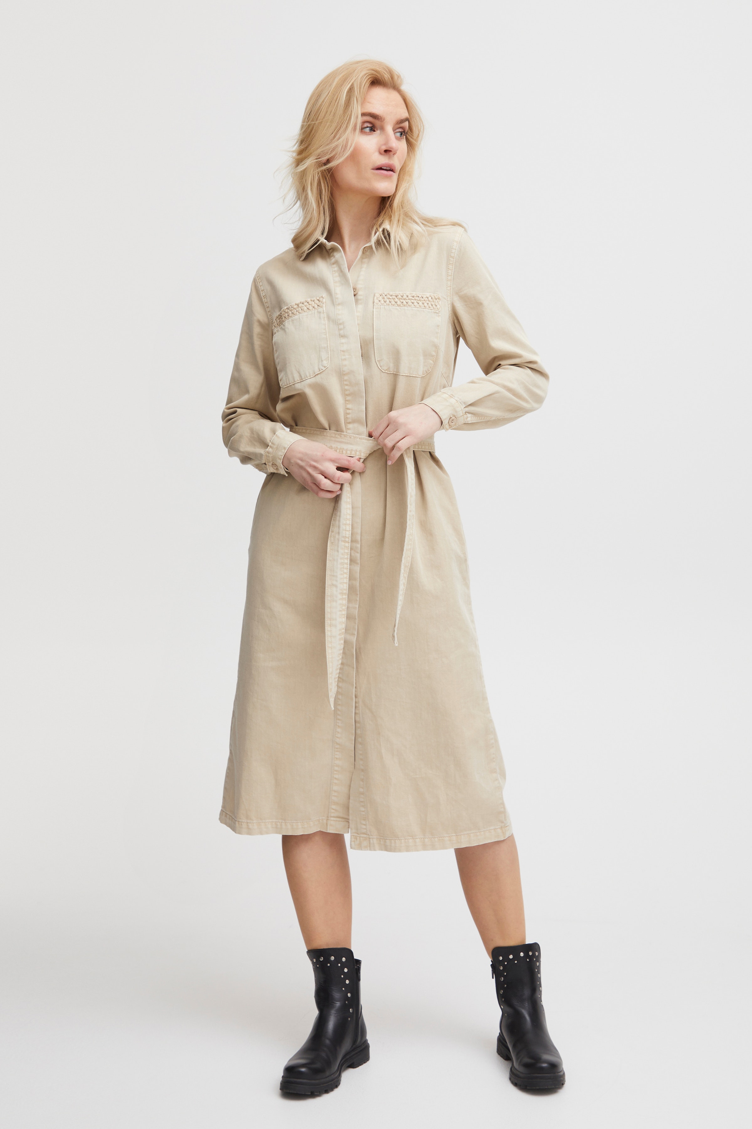 PZLAINA Kjole LOOKBOOK FRONT 50207575-141208