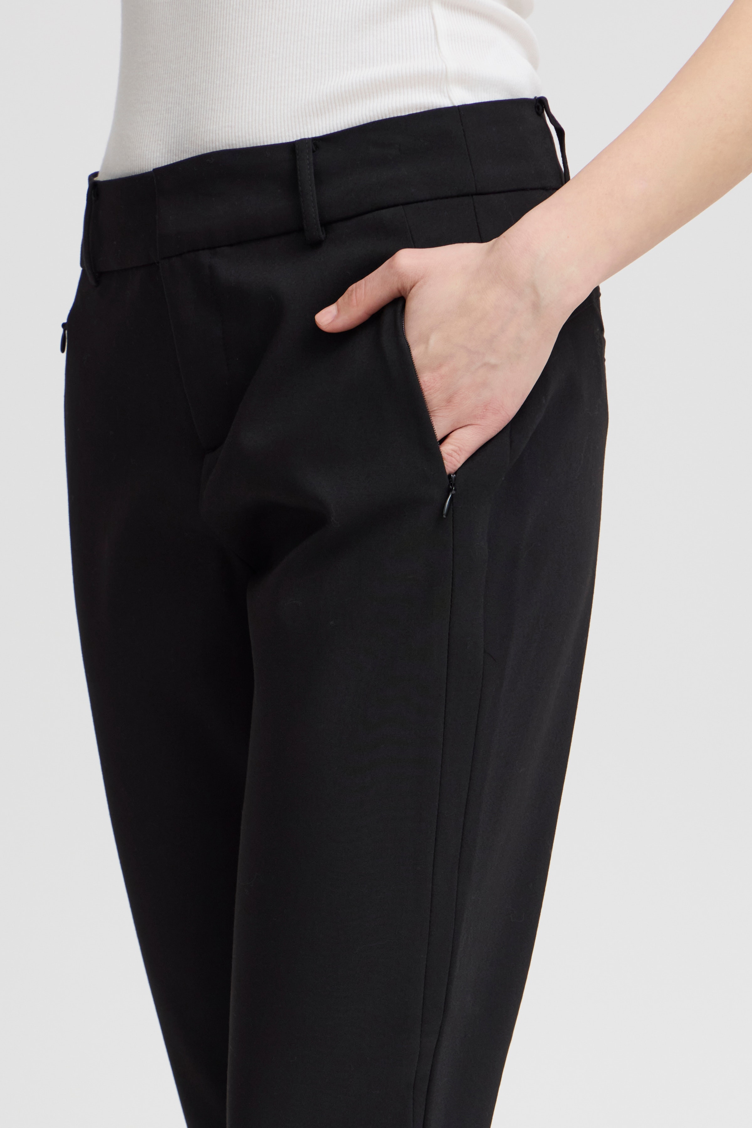 FRVITA Trousers LOOKBOOK DETAIL 20610983-200113