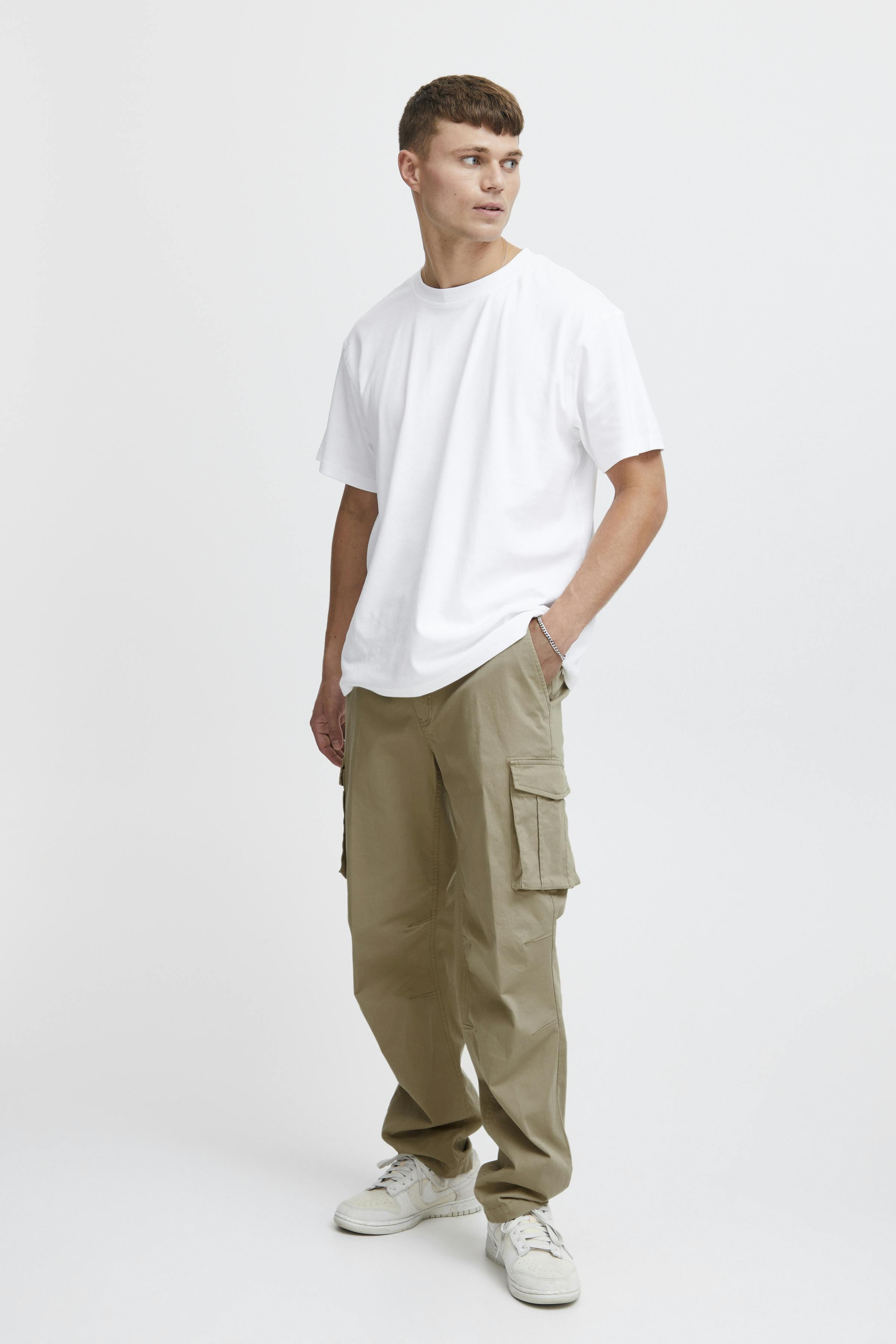 SDJoe Trousers LOOKBOOK FRONT 21108166-170630