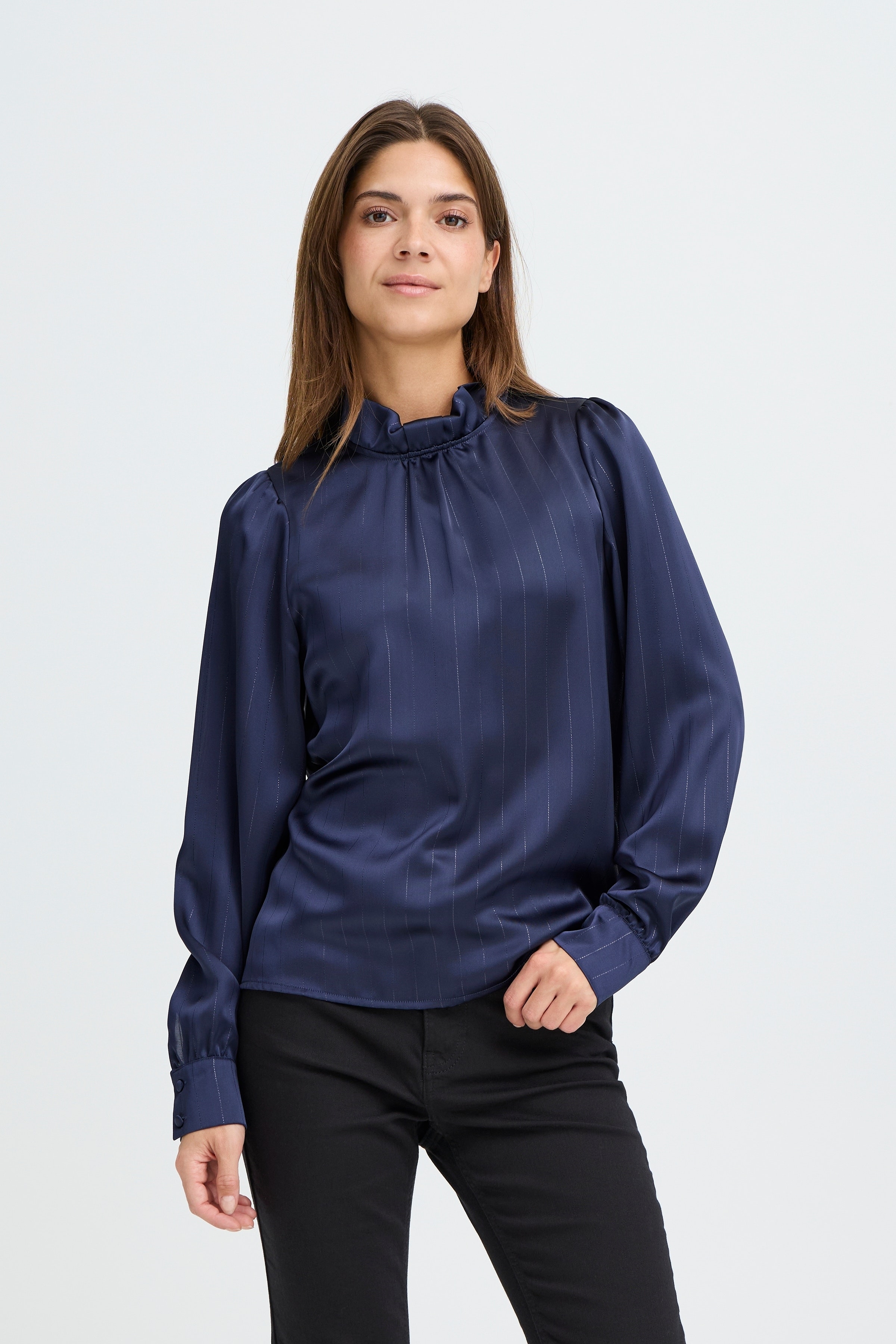 PZDOROTA Bluse LOOKBOOK FRONT 50210178-194020