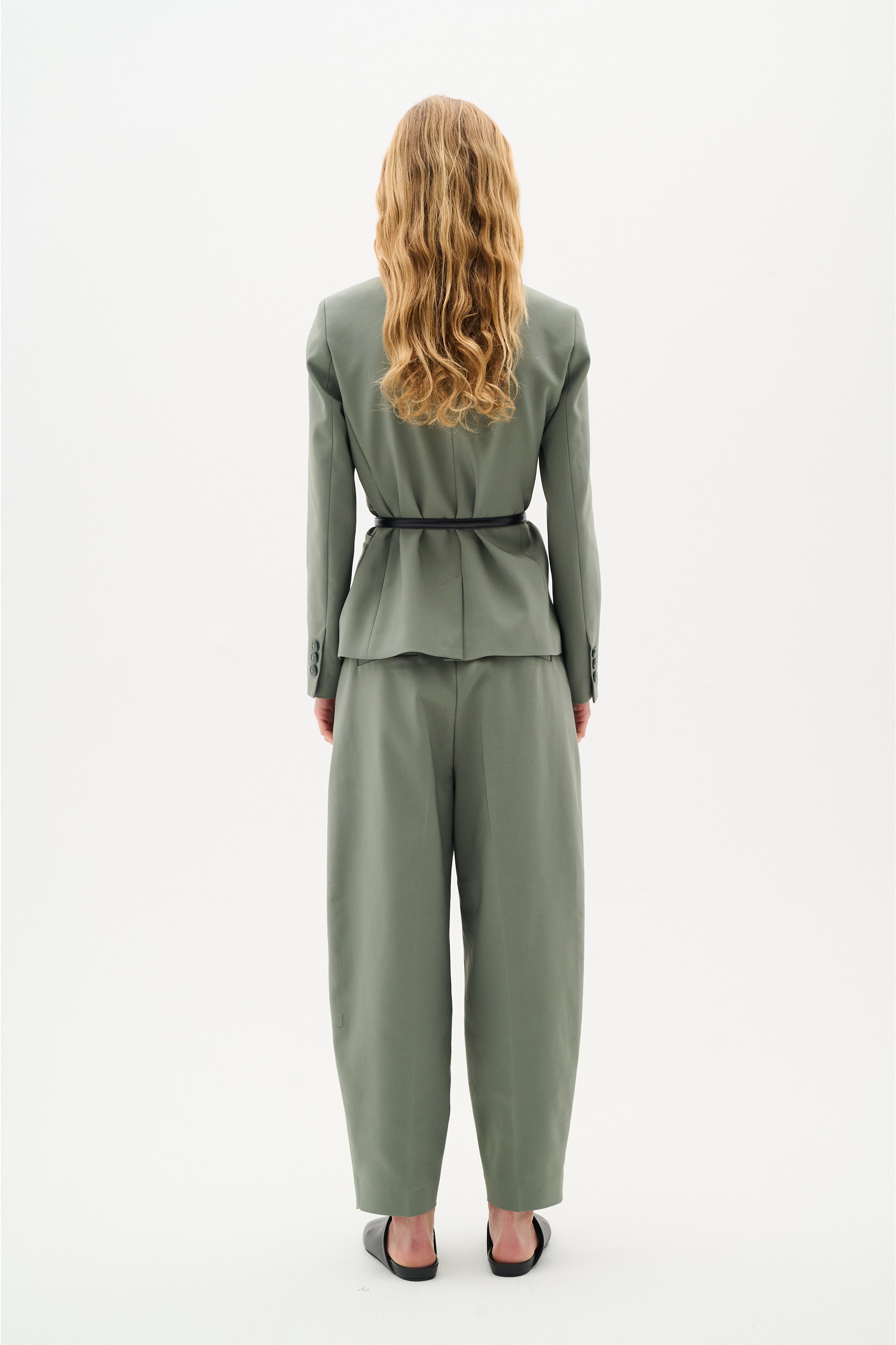 ZellaIW Barrel Trousers LOOKBOOK FRONT 30107207-185806