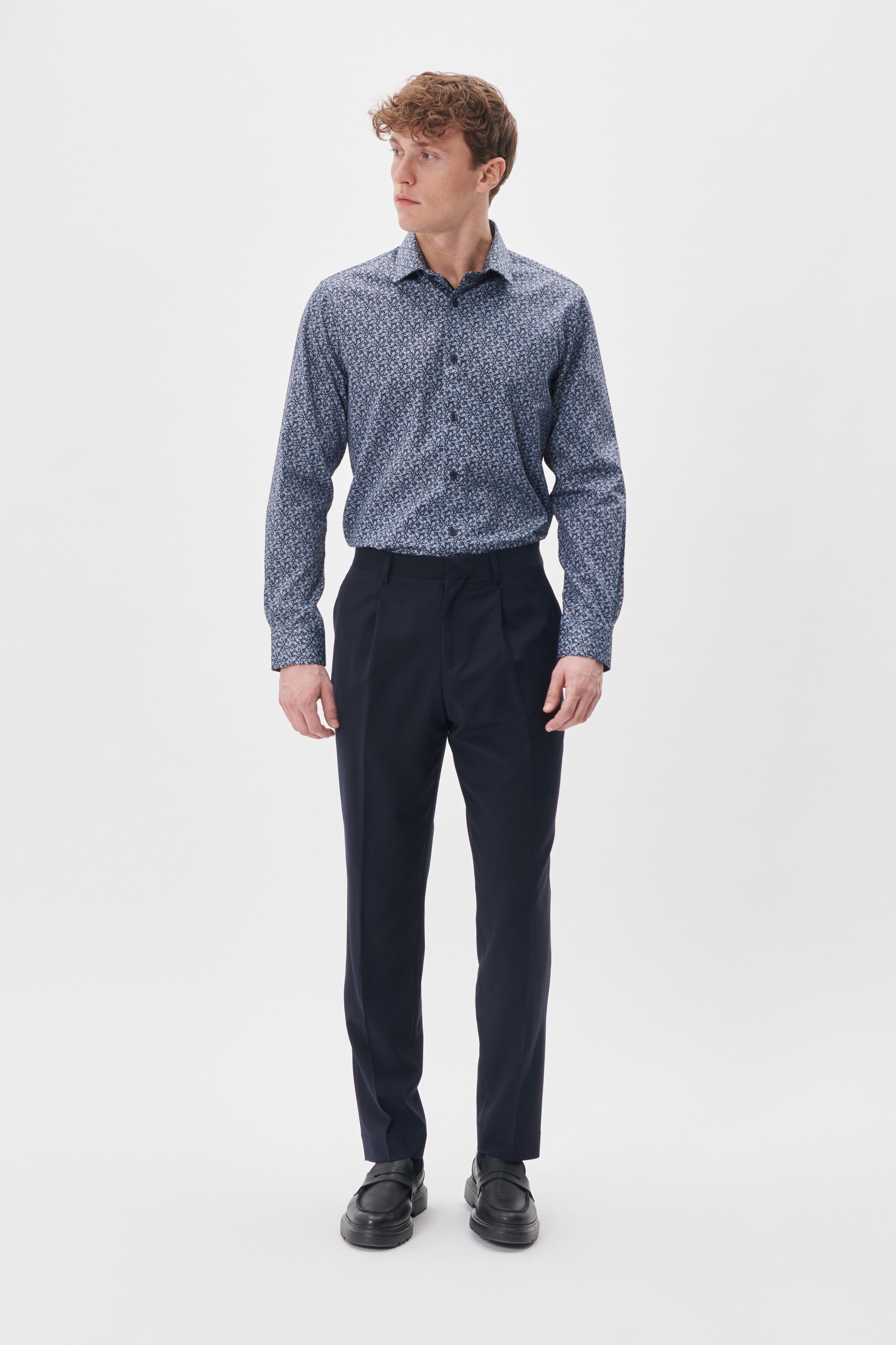 MAtrostol Shirt LOOKBOOK FRONT 30207540-194011