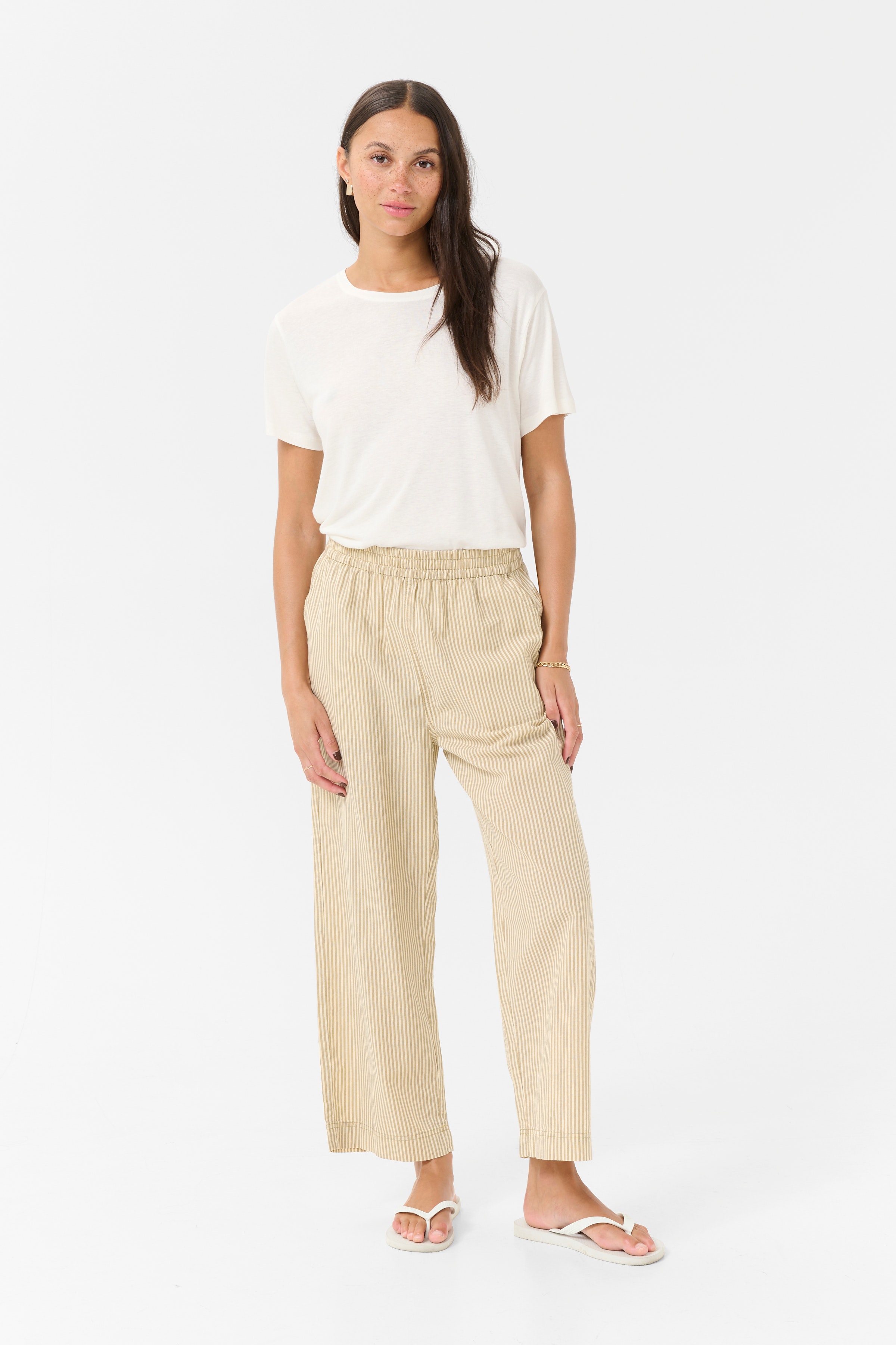 KAnaya Bukser LOOKBOOK FRONT 10509009-107706
