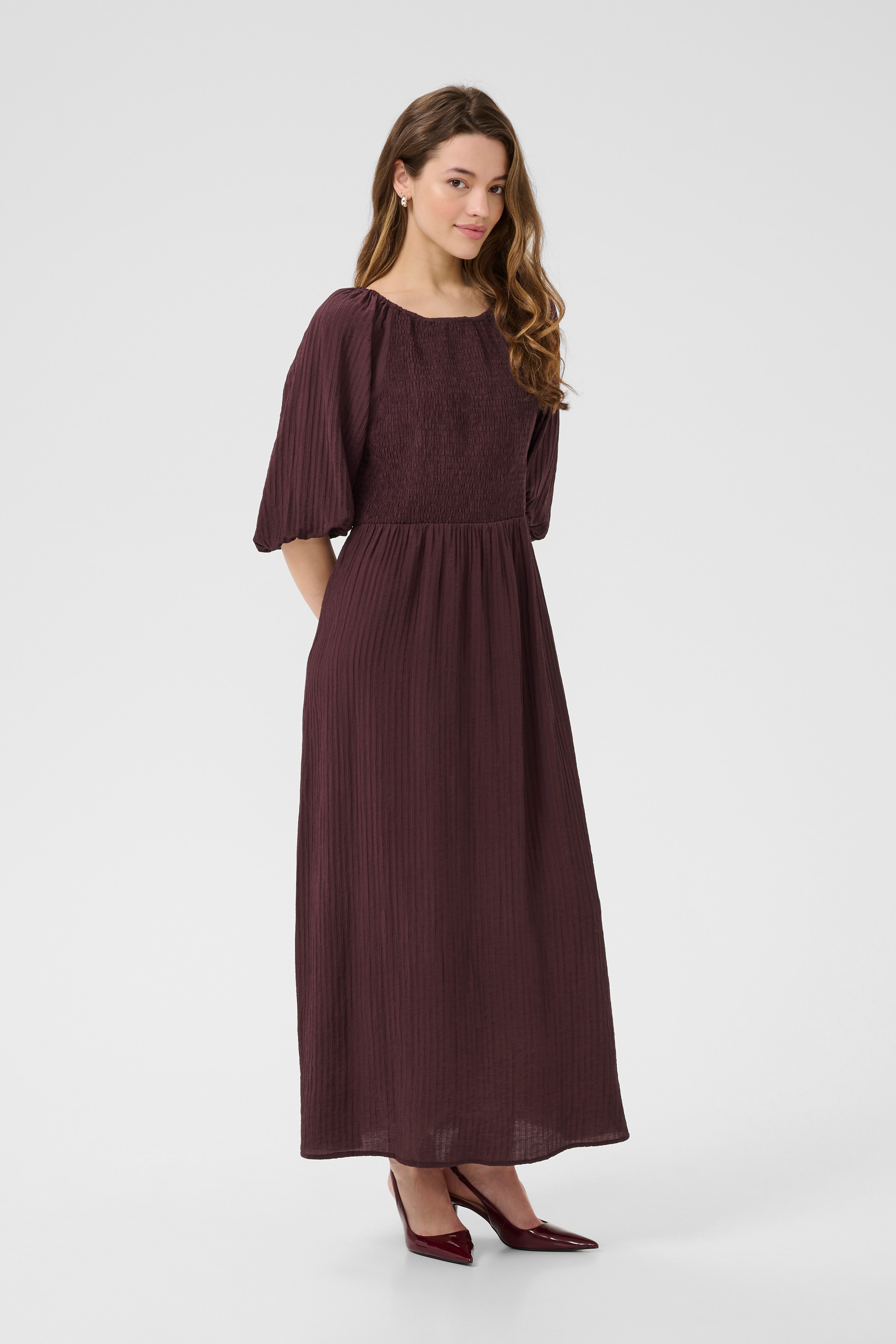 KAlianna Kjole LOOKBOOK FRONT 10510492-191619
