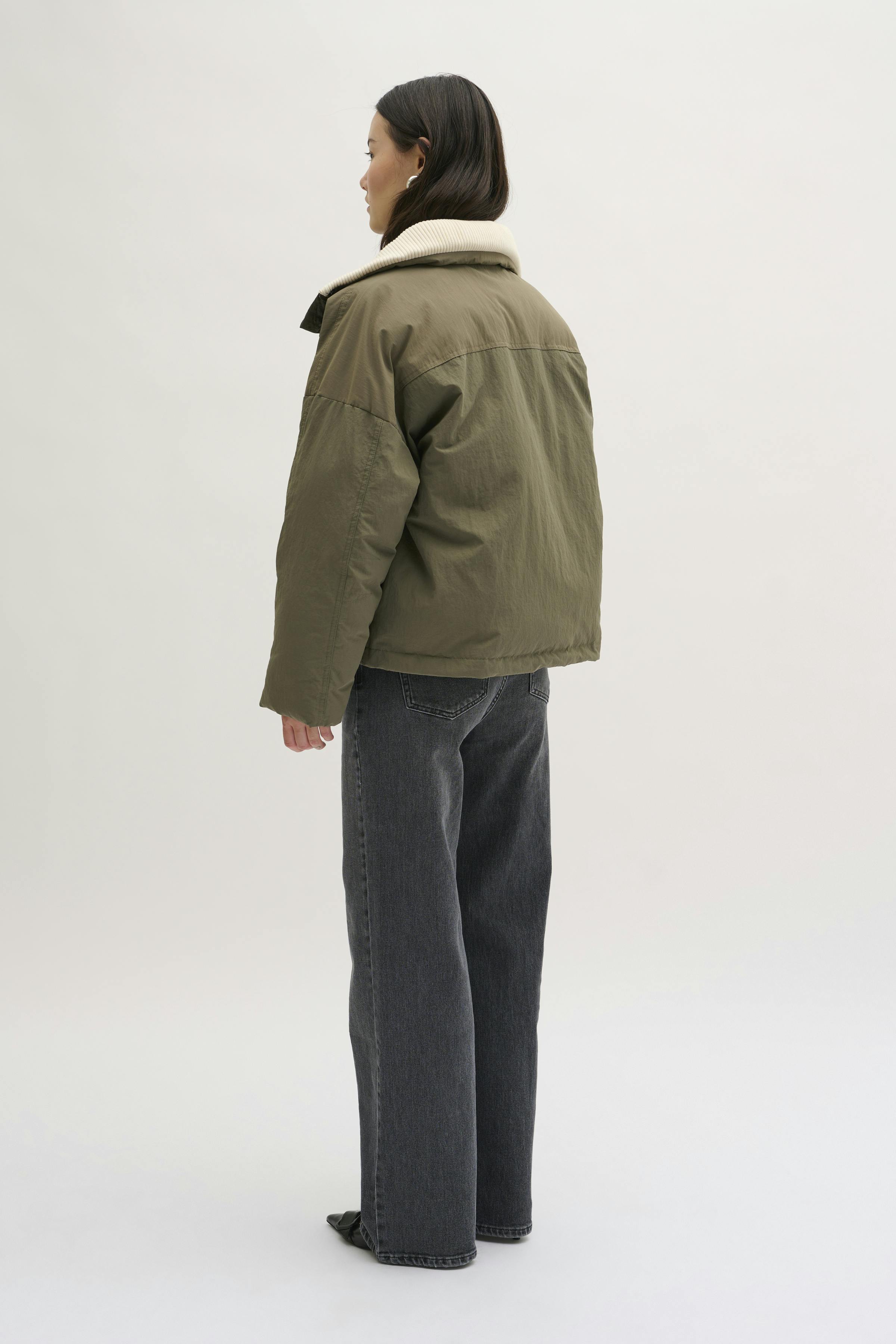 JamieMW Outerwear LOOKBOOK BACK 10704328-180515